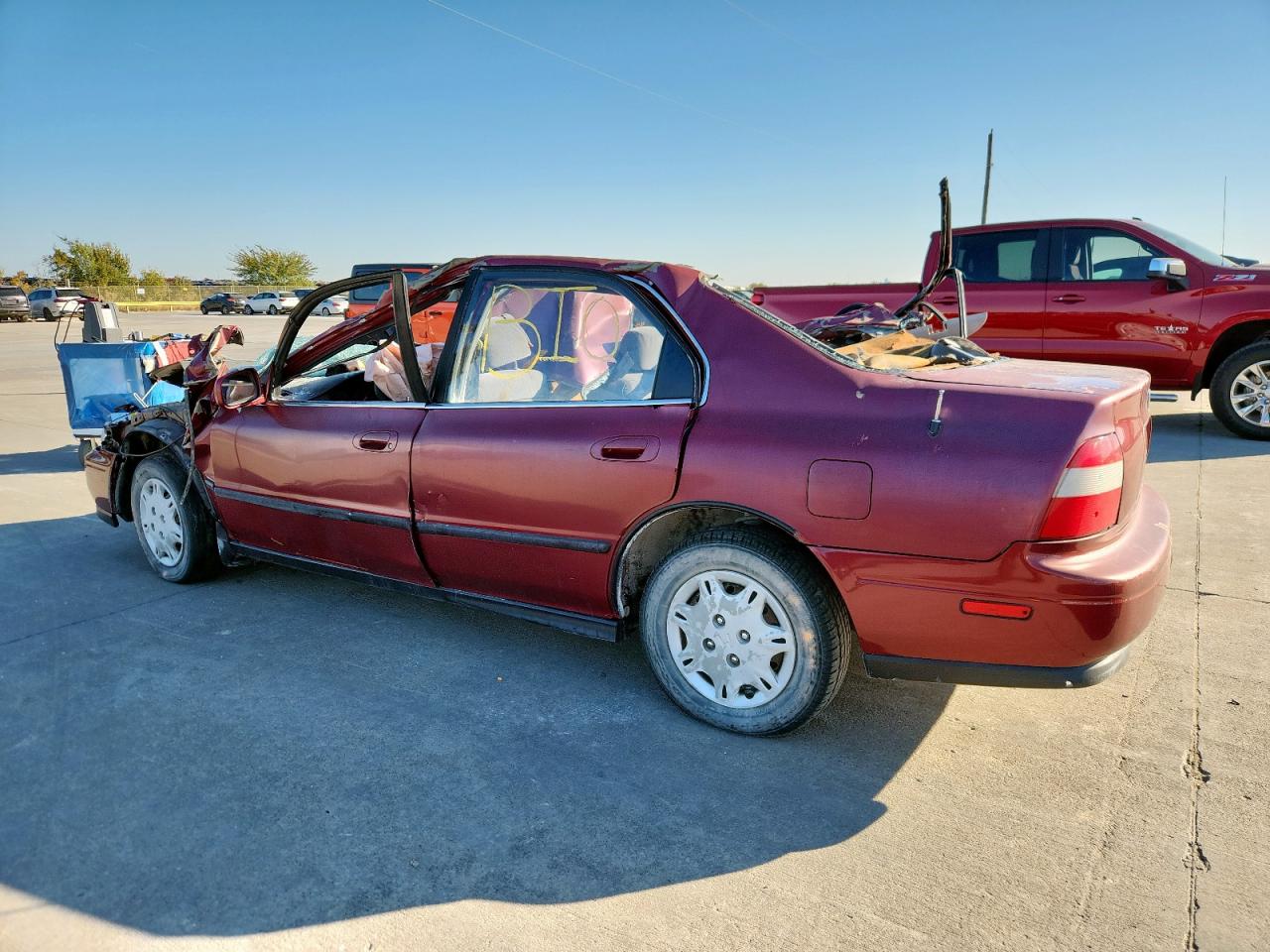 1995 Honda Accord Lx Red vin: JHMCD5640SC062040