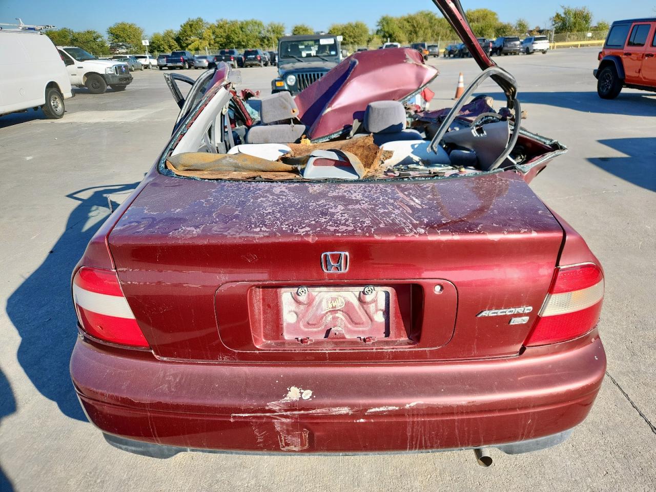 1995 Honda Accord Lx Red vin: JHMCD5640SC062040