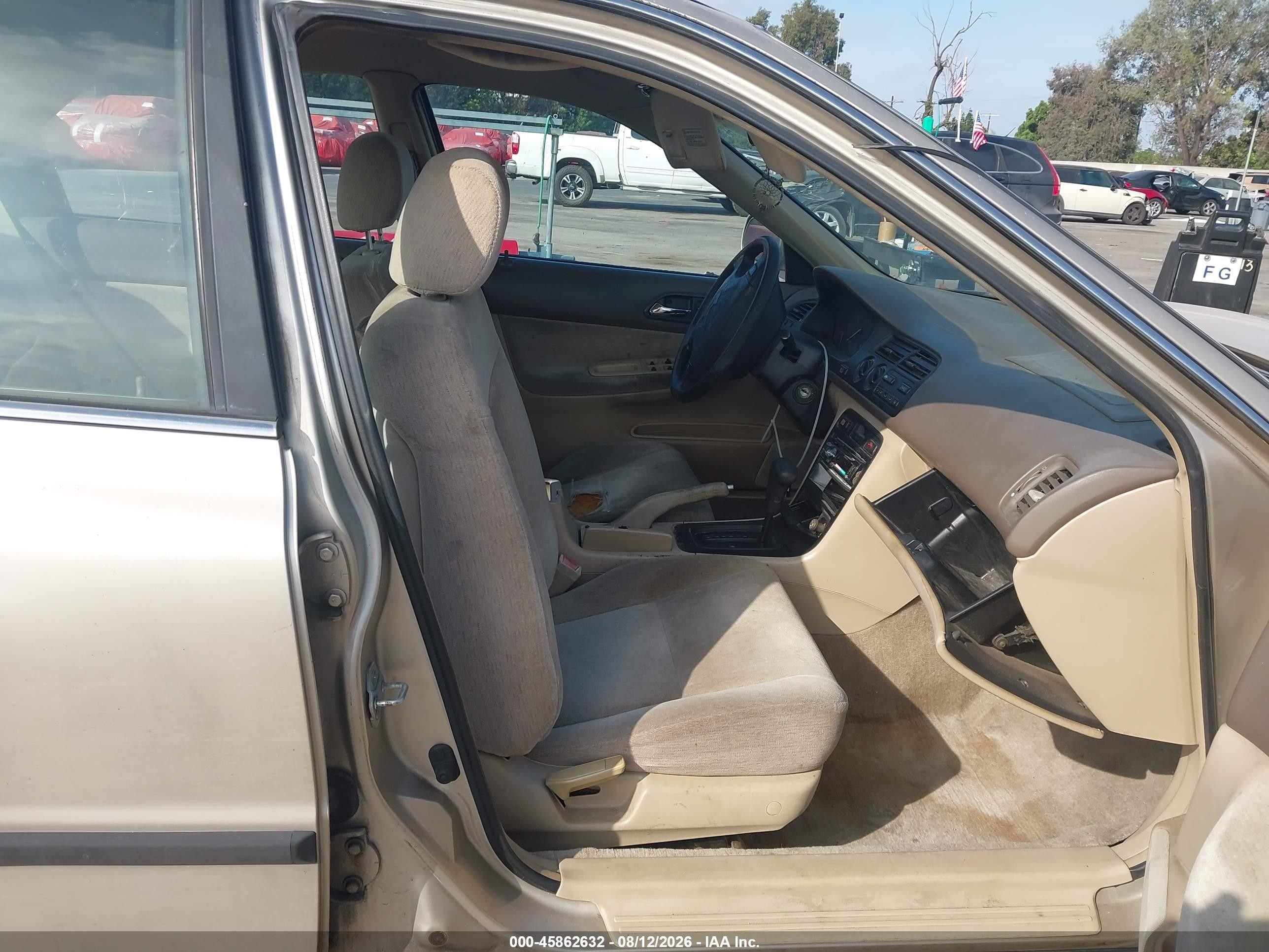 1994 Honda Accord Lx Beige vin: JHMCD5643RC048370