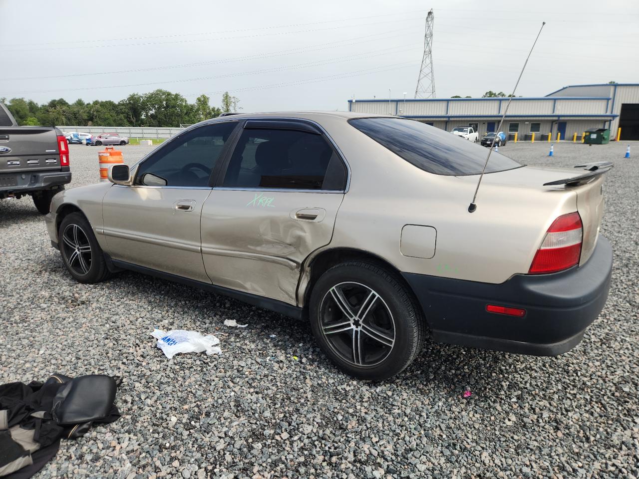 1995 Honda Accord Ex Beige vin: JHMCD5657SC036799
