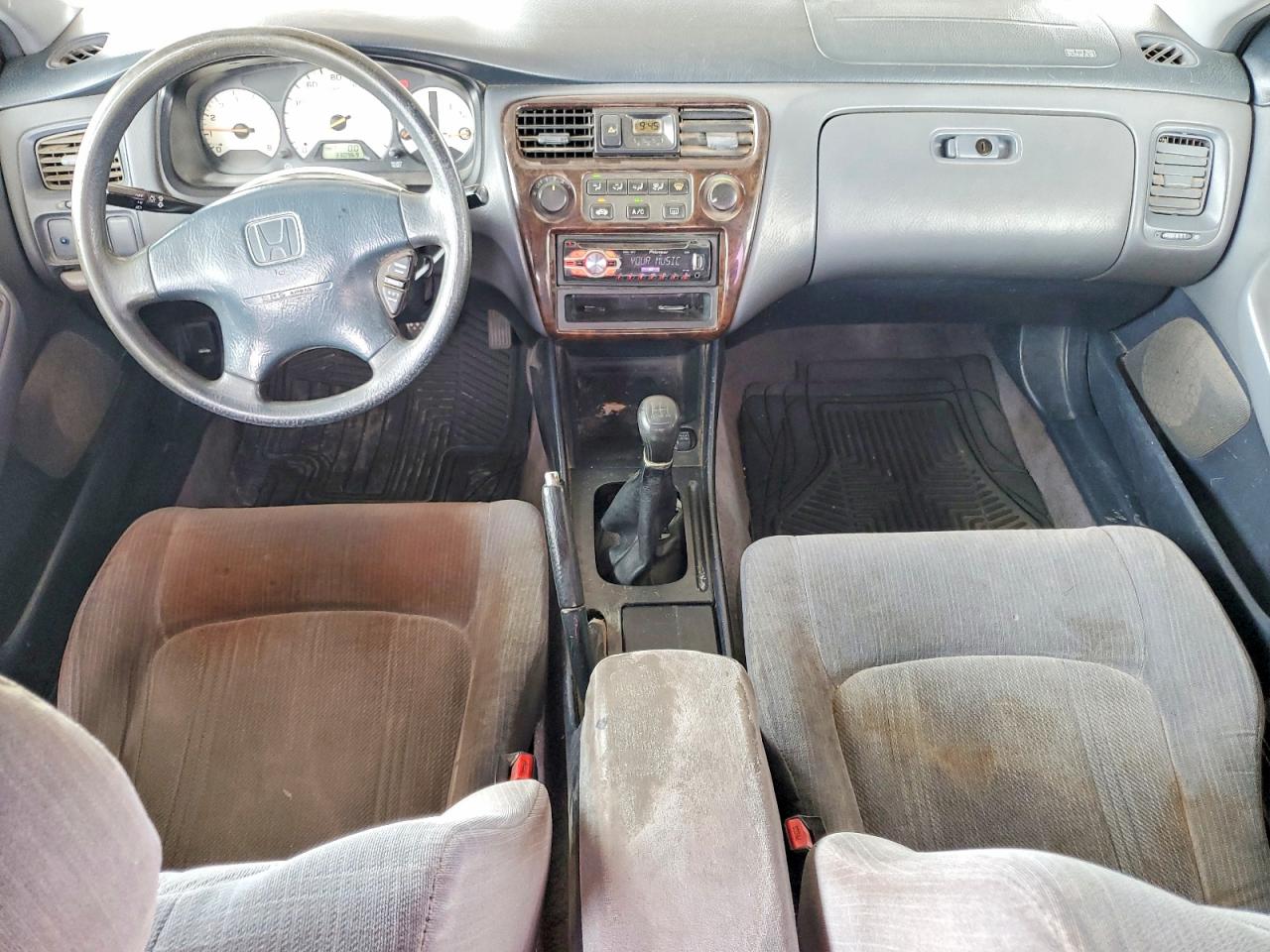 1999 Honda Accord Lx Серебряный vin: JHMCG5540XC033850