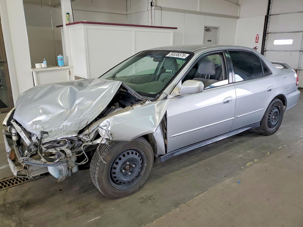 2001 Honda Accord Silver vin: JHMCG55481C002305