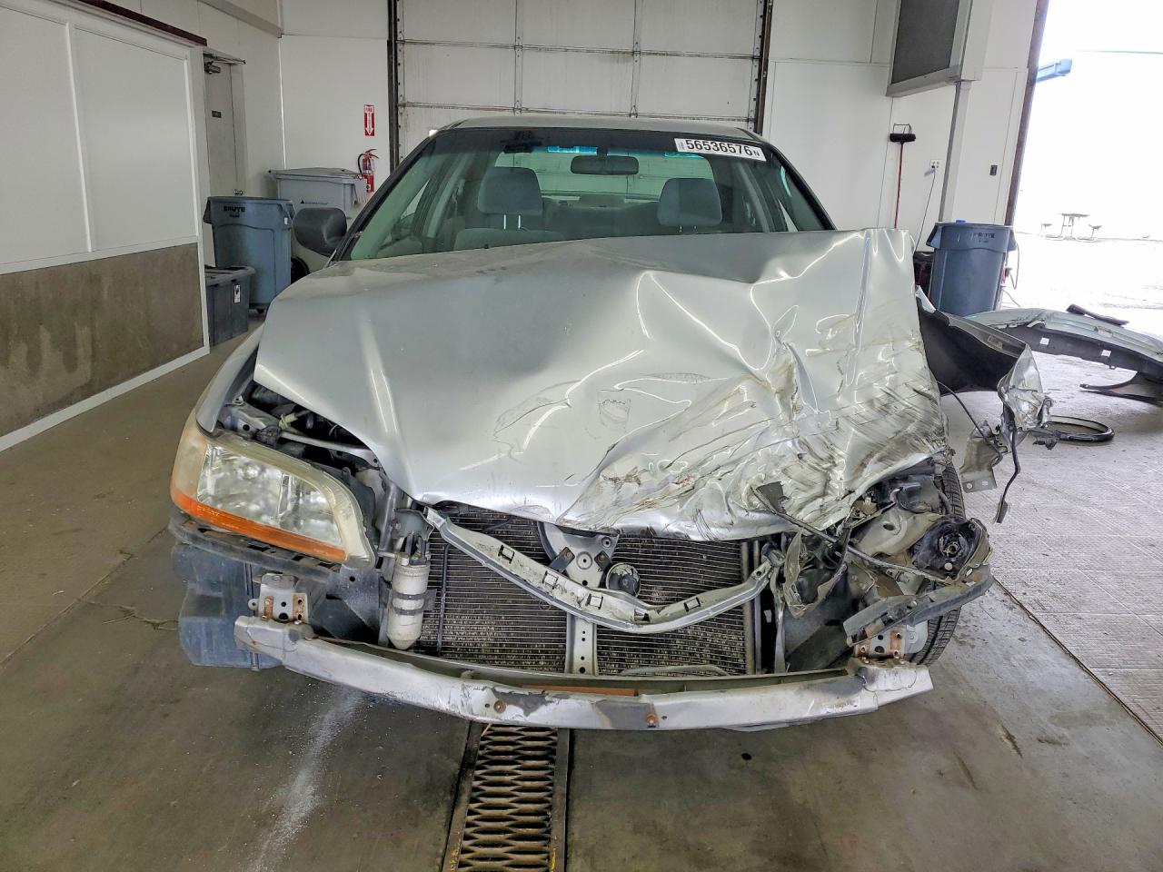 2001 Honda Accord Silver vin: JHMCG55481C002305