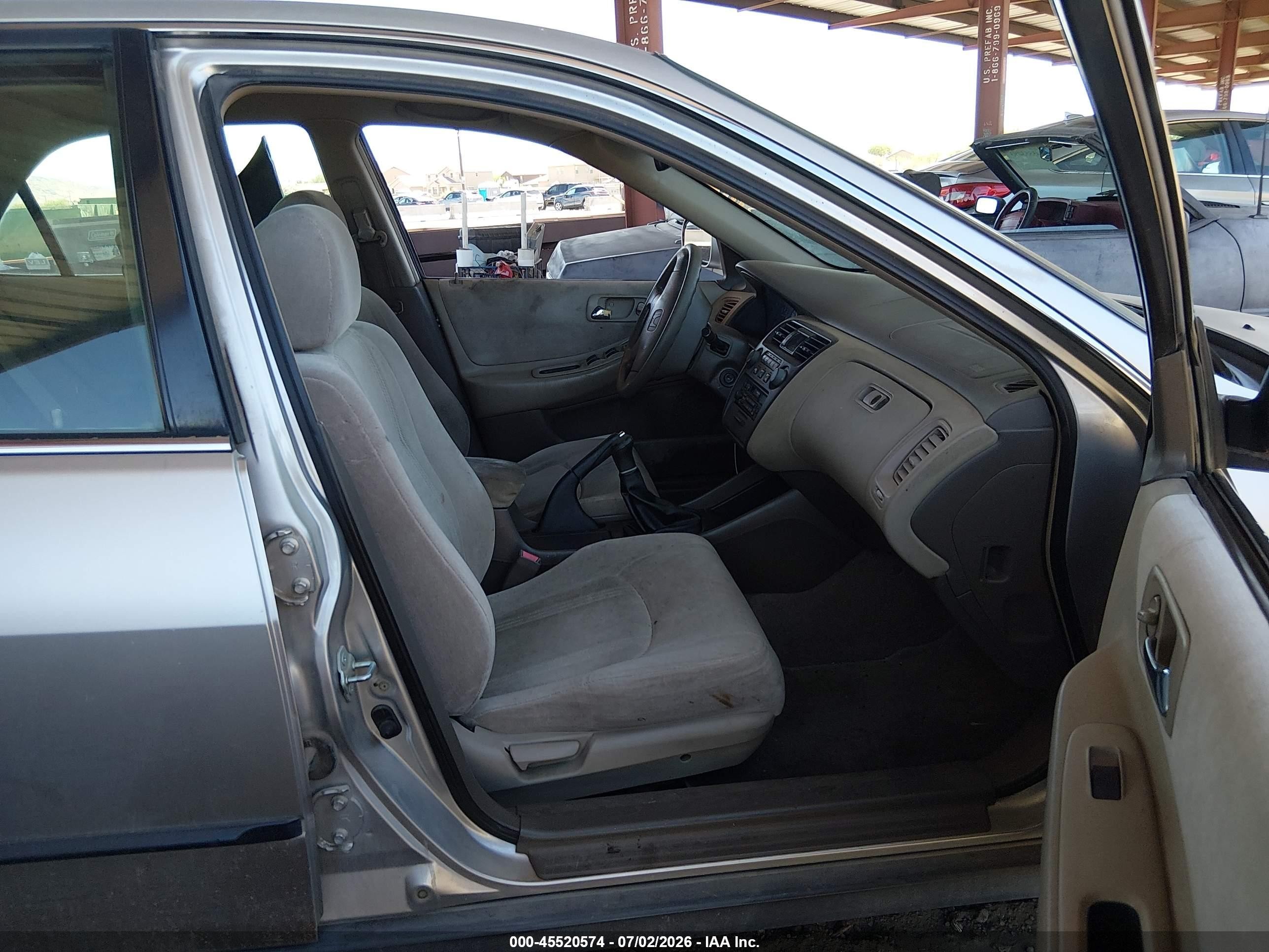 1999 Honda Accord Lx Silver vin: JHMCG5548XC043851