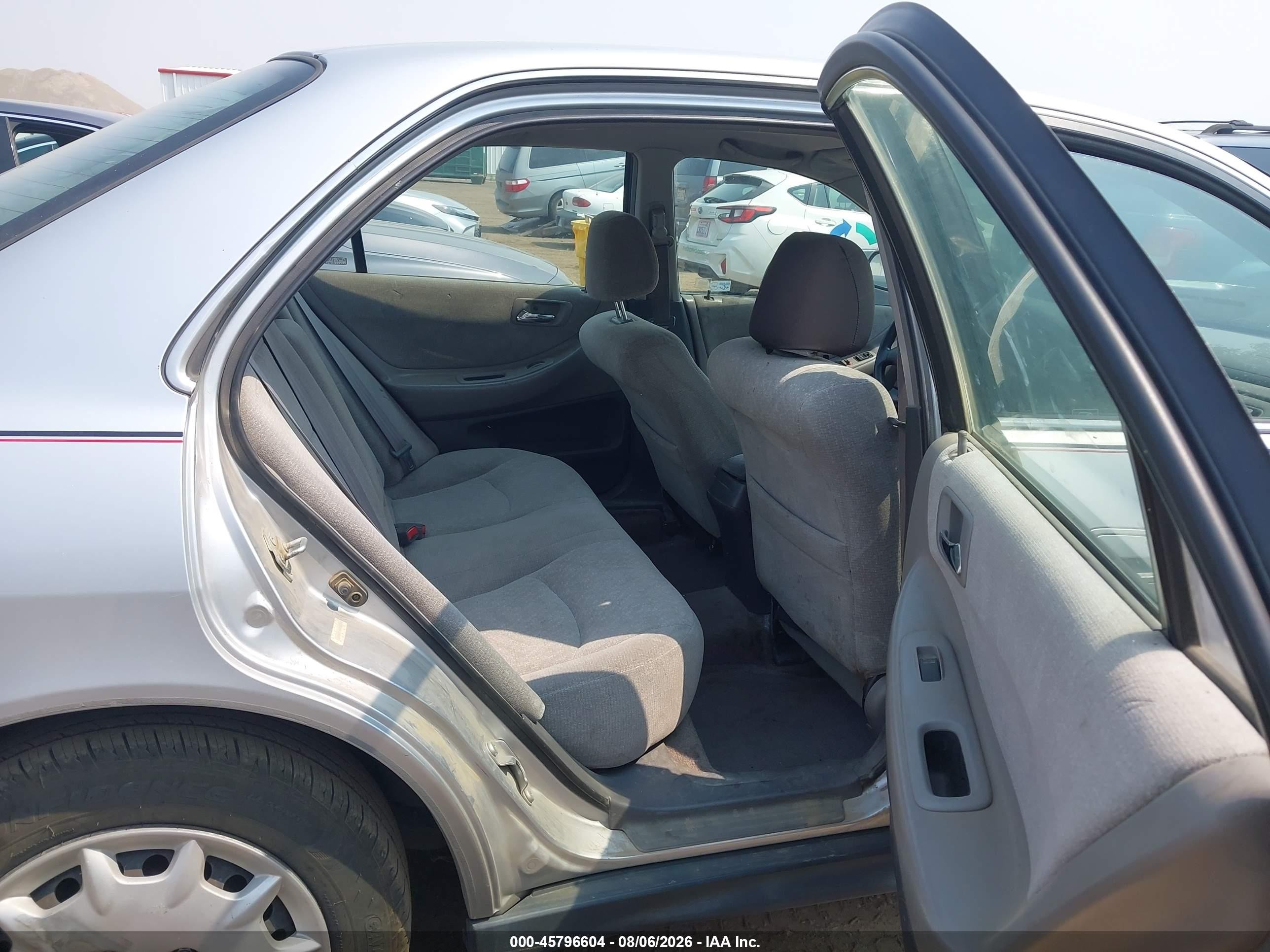 2002 Honda Accord 2.3 Lx Silver vin: JHMCG55492C033385