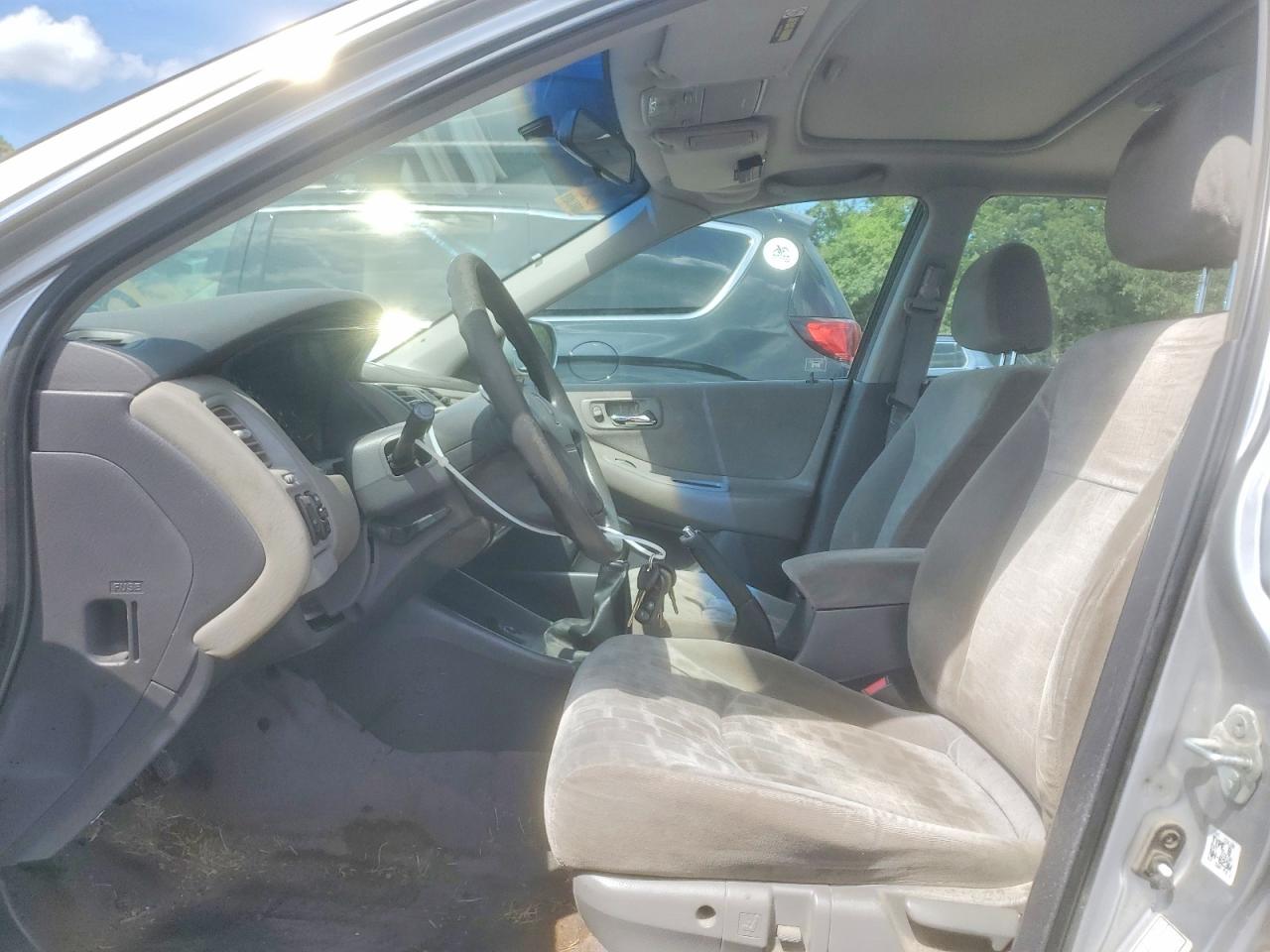 2001 Honda Accord Ex Silver vin: JHMCG55601C014305