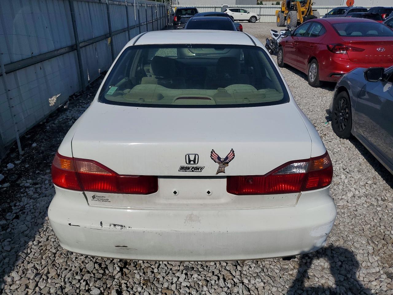 2000 Honda Accord Lx White vin: JHMCG5640YC040393