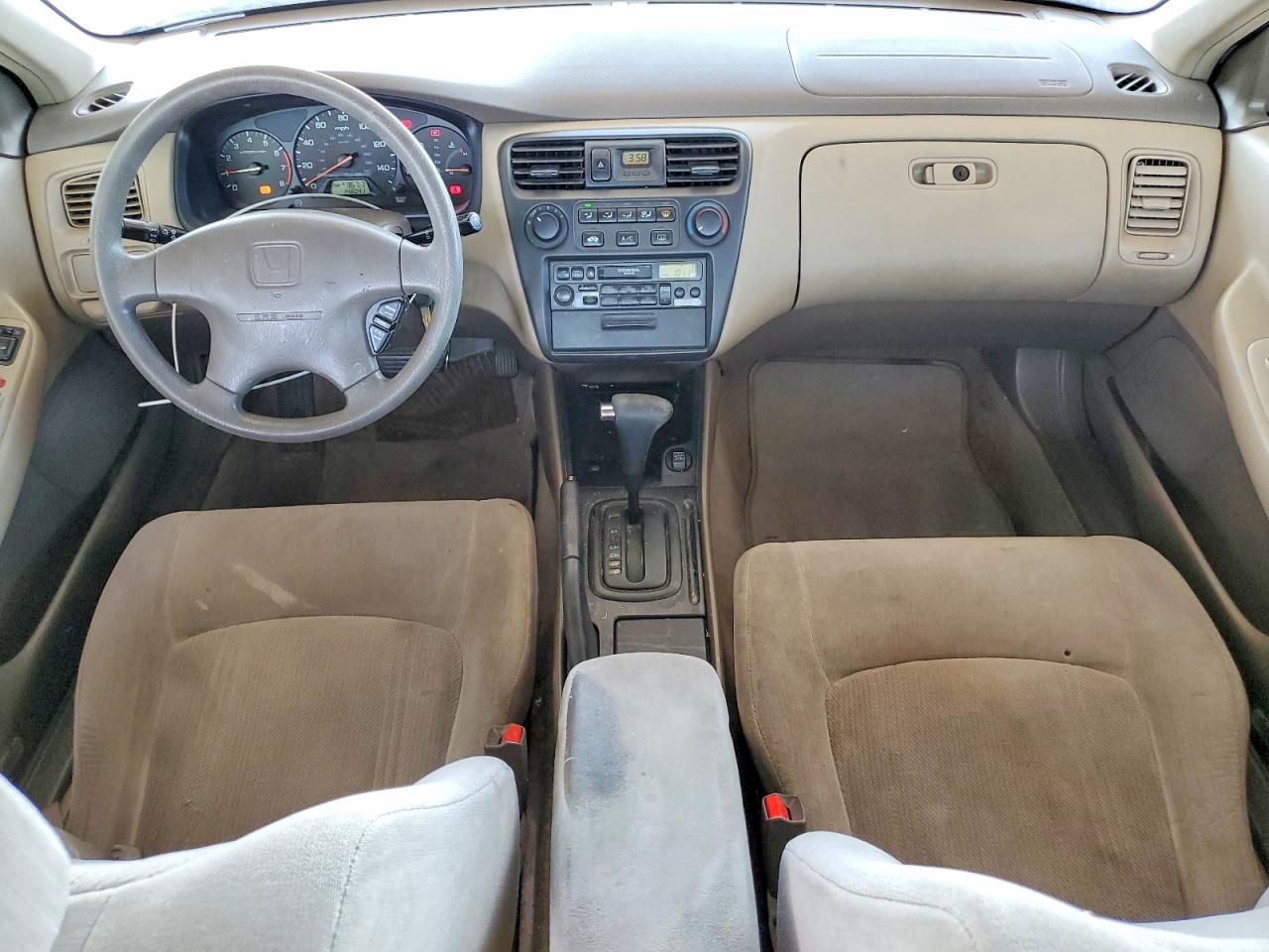 2000 Honda Accord Lx Gold vin: JHMCG5641YC002302