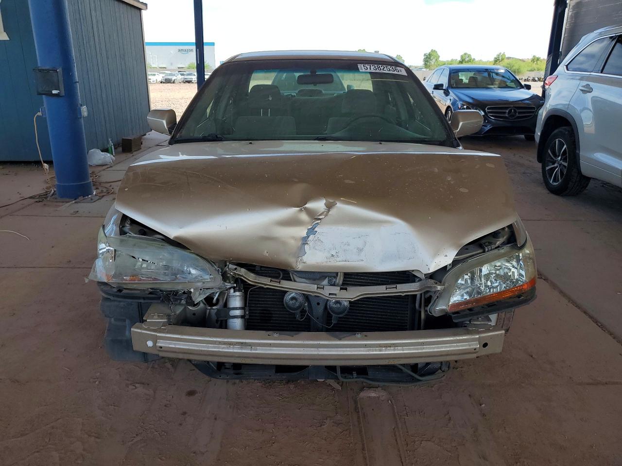 2000 Honda Accord Lx Gold vin: JHMCG5641YC002302