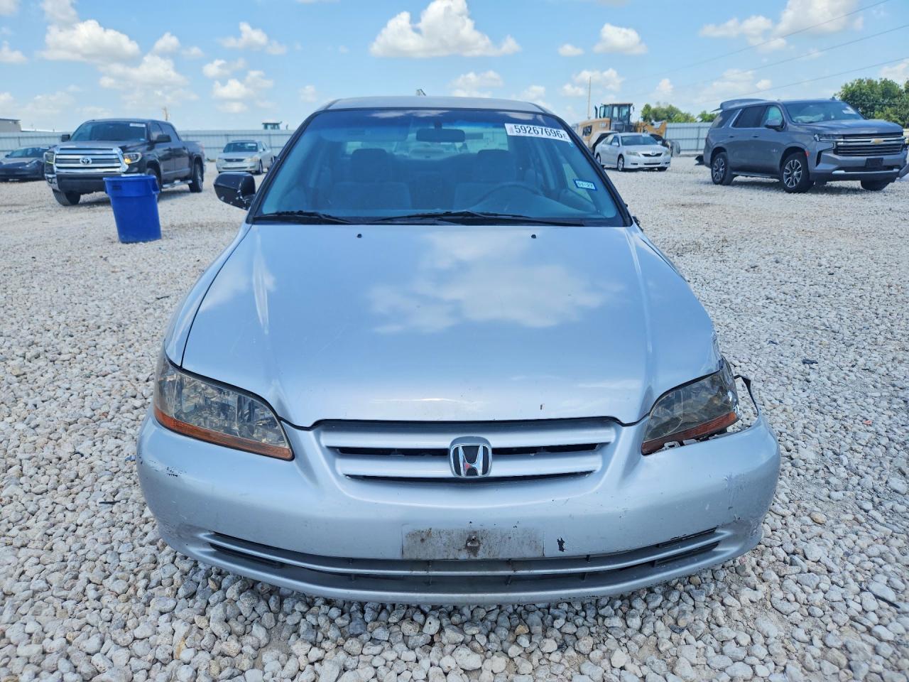 2001 Honda Accord Lx Silver vin: JHMCG56421C011256