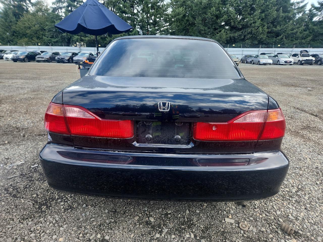 2000 Honda Accord Lx Black vin: JHMCG5642YC028150