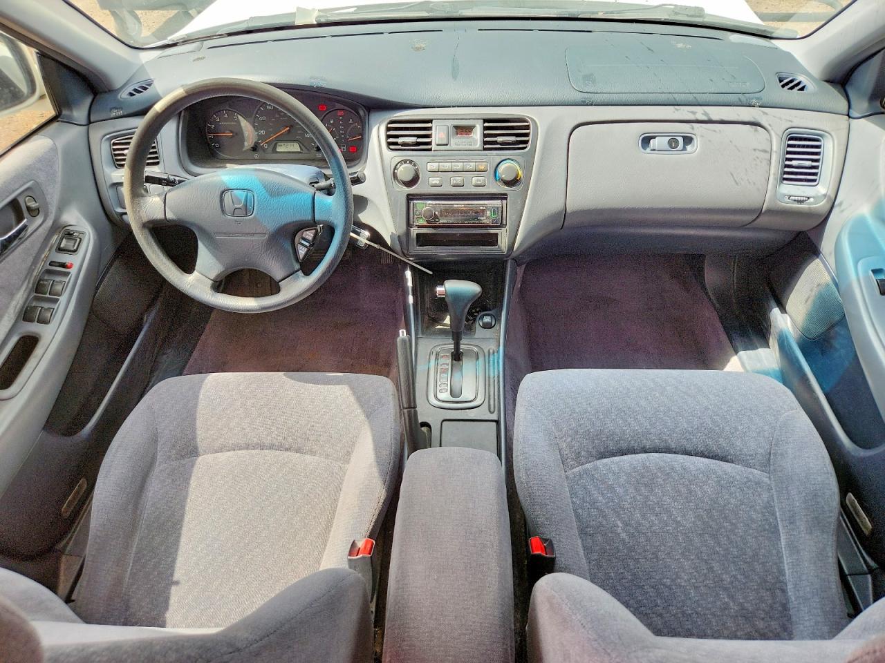 2001 Honda Accord Lx Белый vin: JHMCG56431C031824