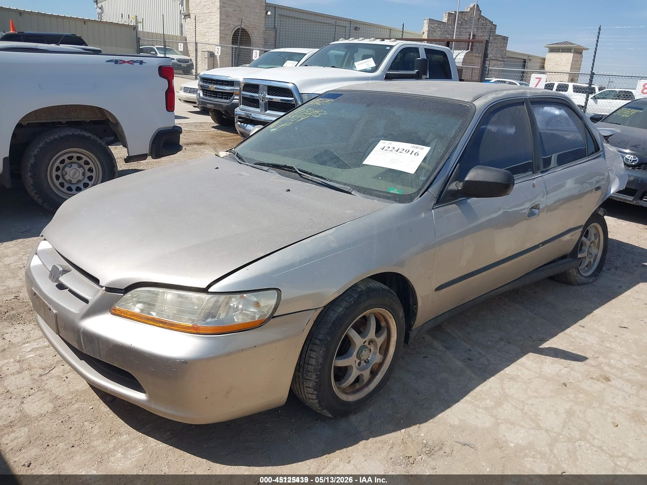 1999 Honda Accord Lx Champagne vin: JHMCG5644XC034434