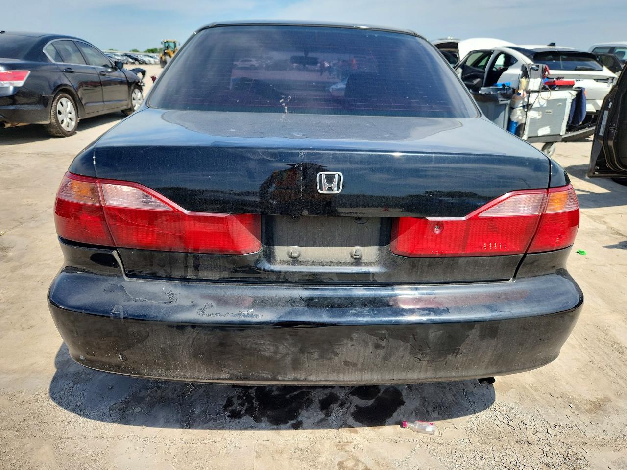 2000 Honda Accord Lx Black vin: JHMCG5645YC035884