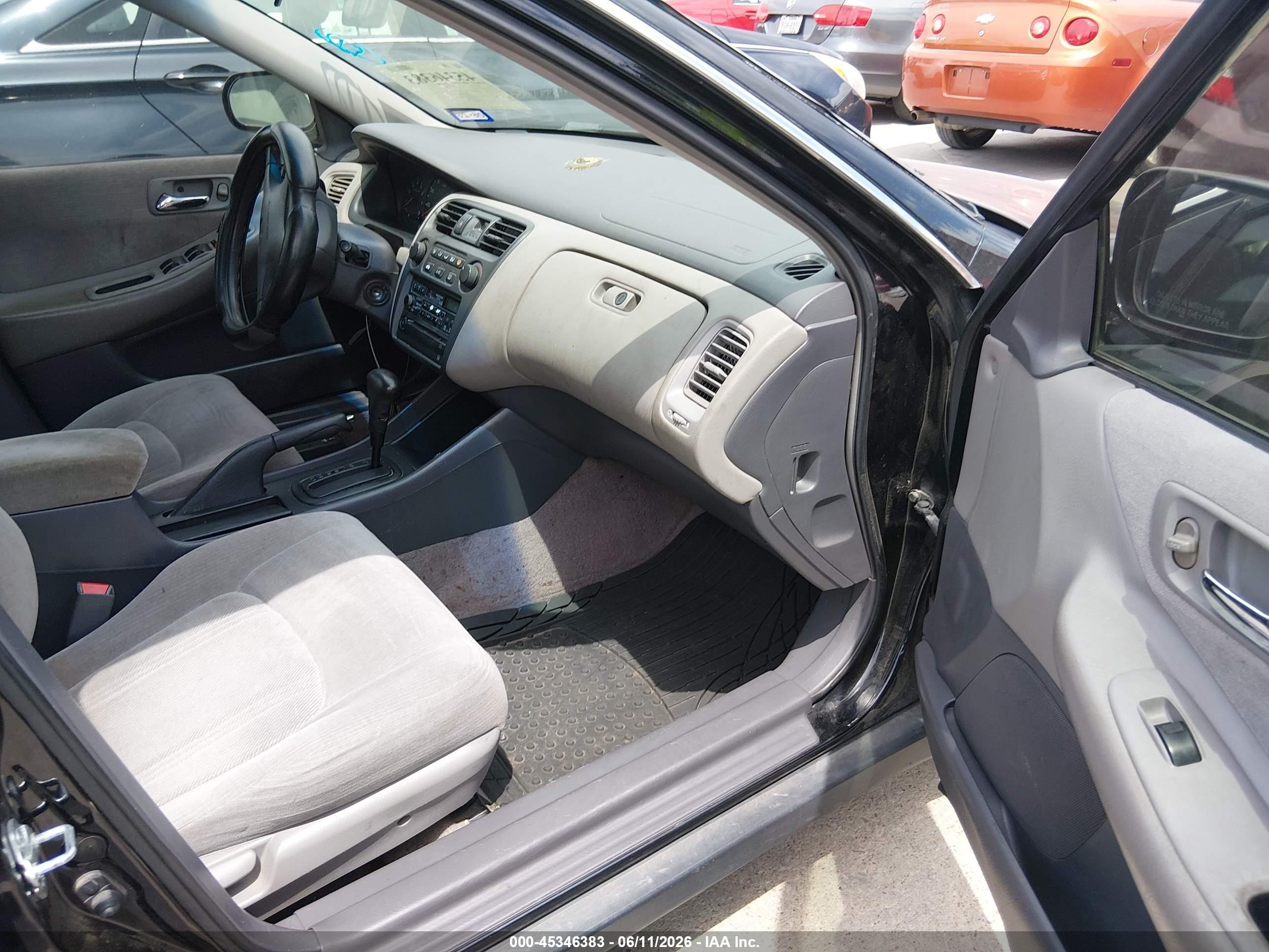 2000 Honda Accord 2.3 Lx Black vin: JHMCG5645YC039997