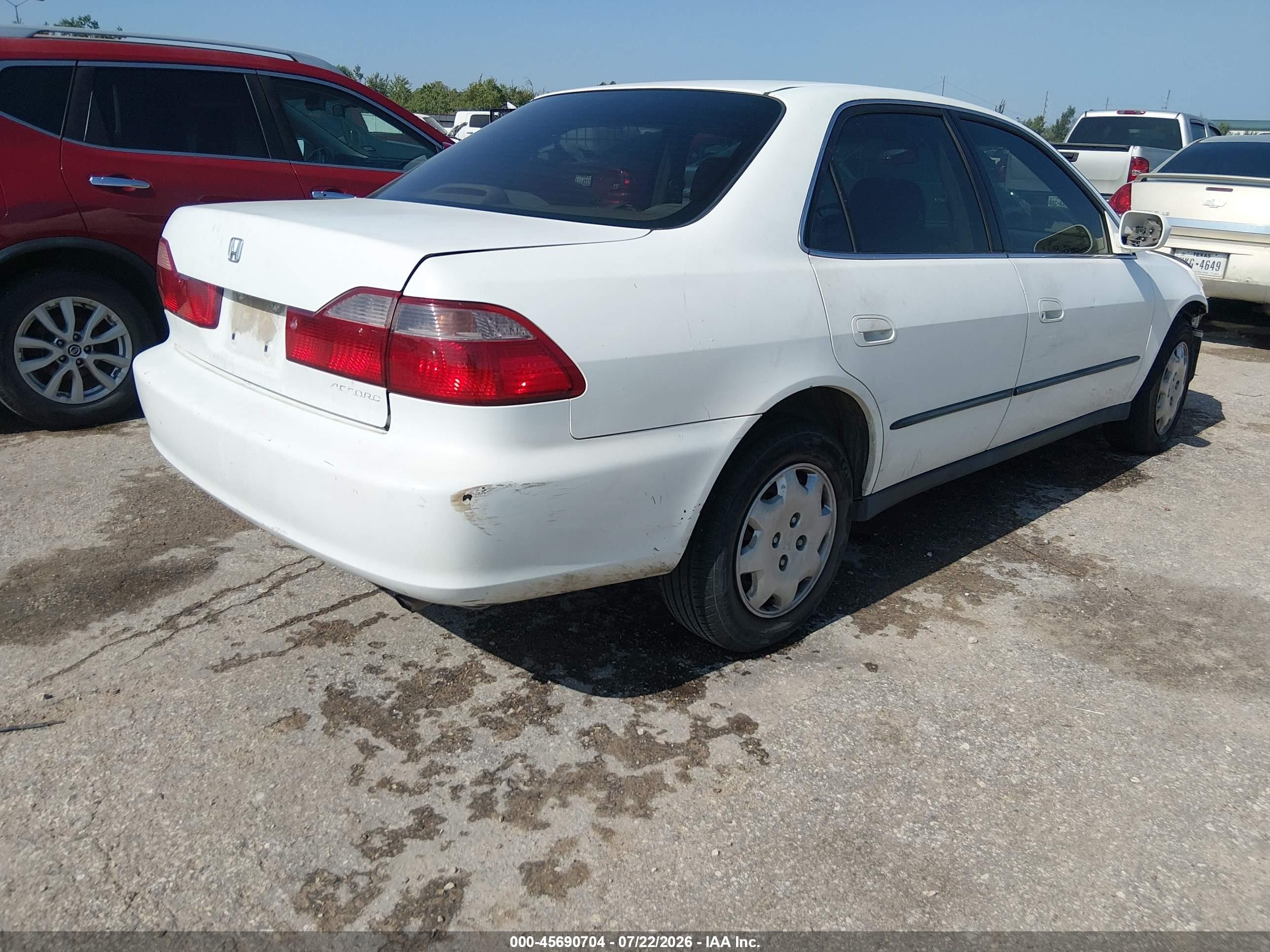 1999 Honda Accord Lx White vin: JHMCG5646XC007512