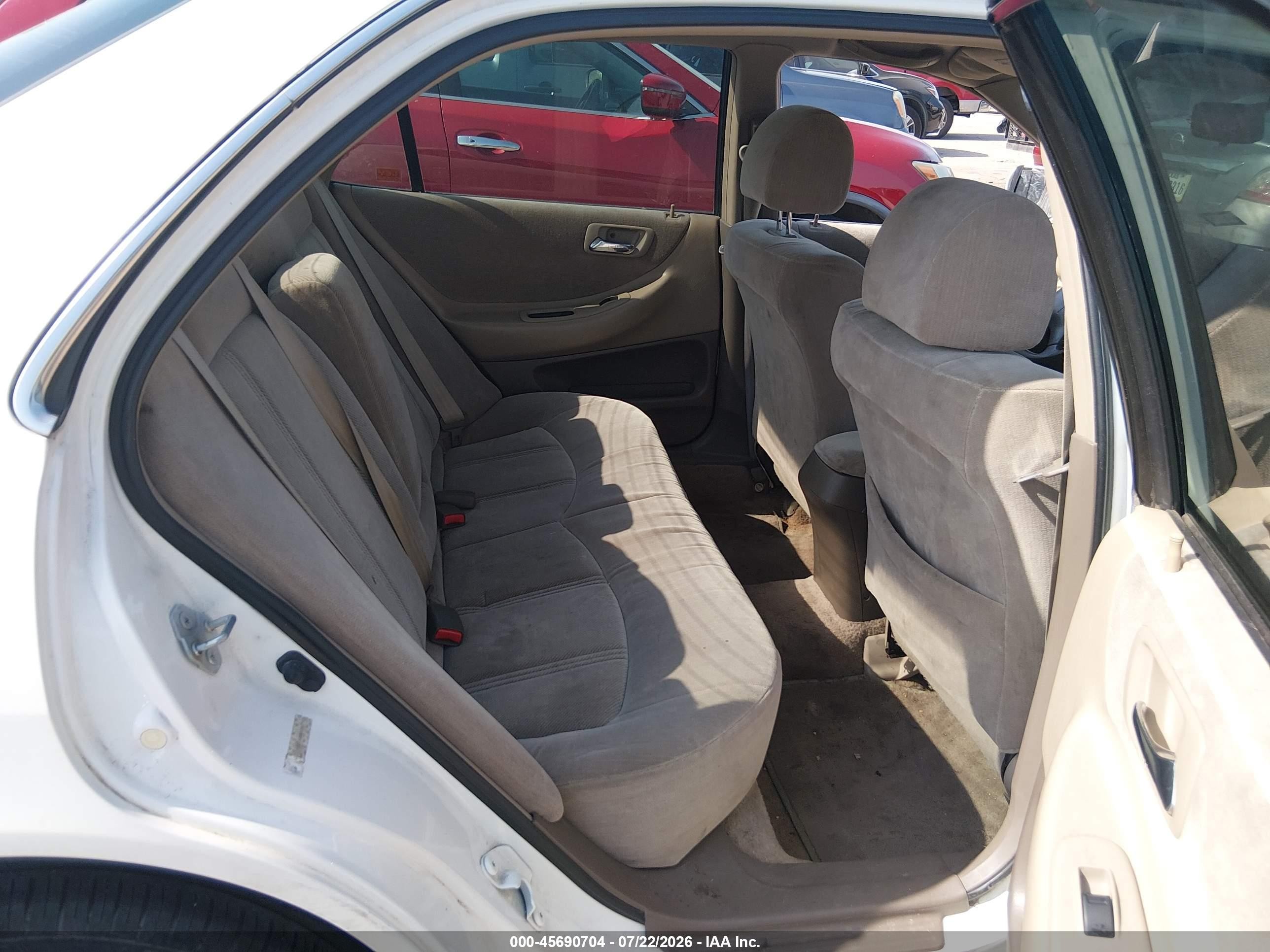 1999 Honda Accord Lx White vin: JHMCG5646XC007512