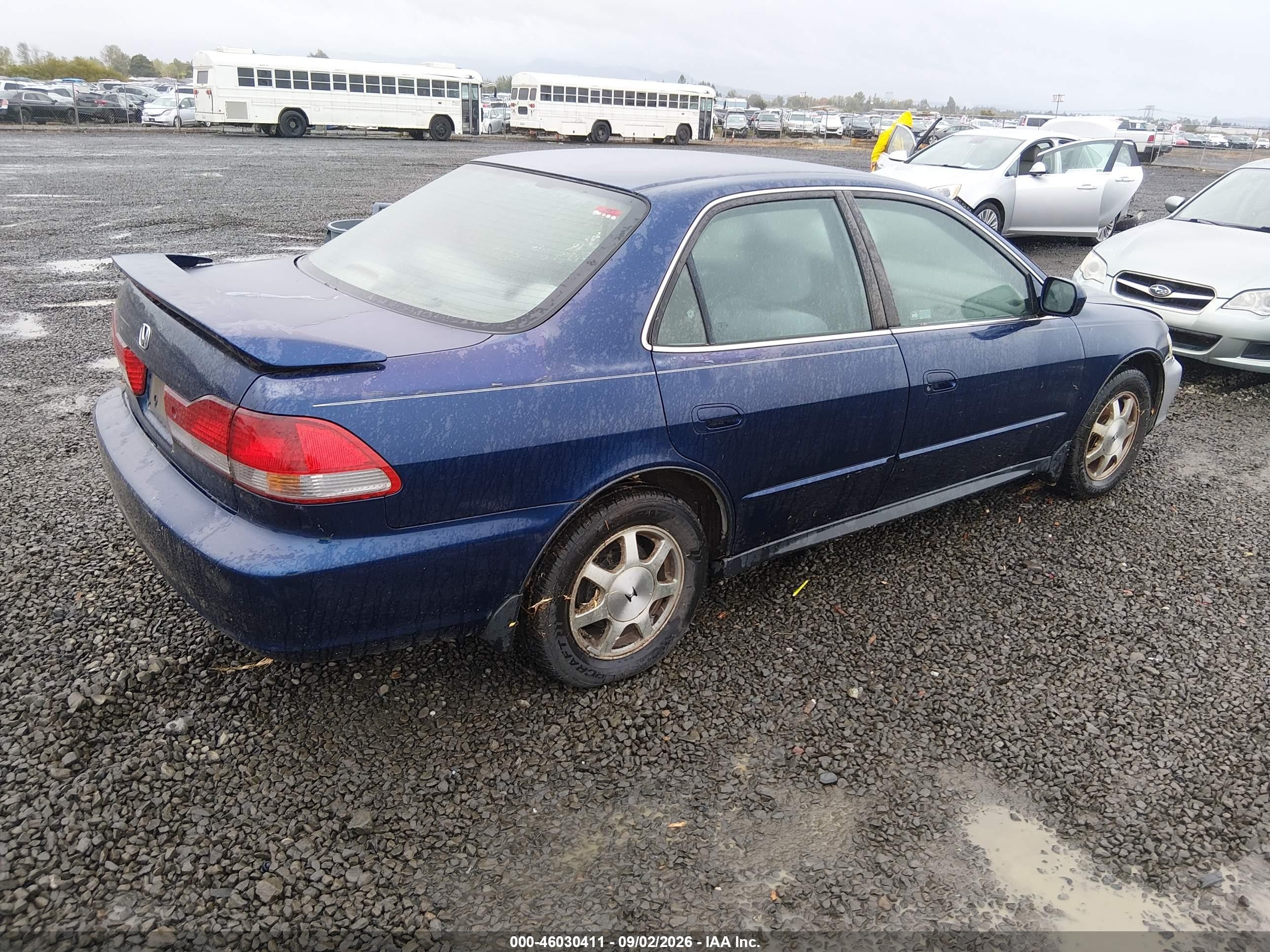 2002 Honda Accord 2.3 Lx Синий vin: JHMCG56482C013806