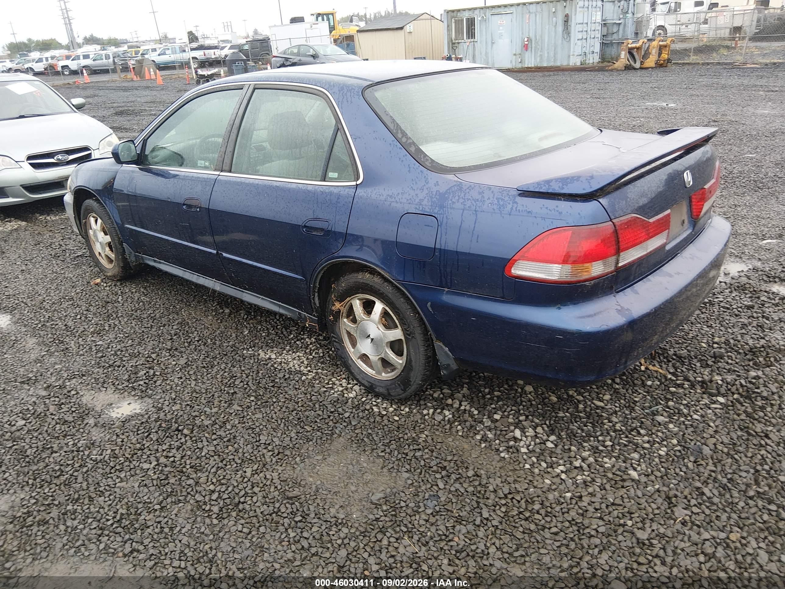 2002 Honda Accord 2.3 Lx Синий vin: JHMCG56482C013806