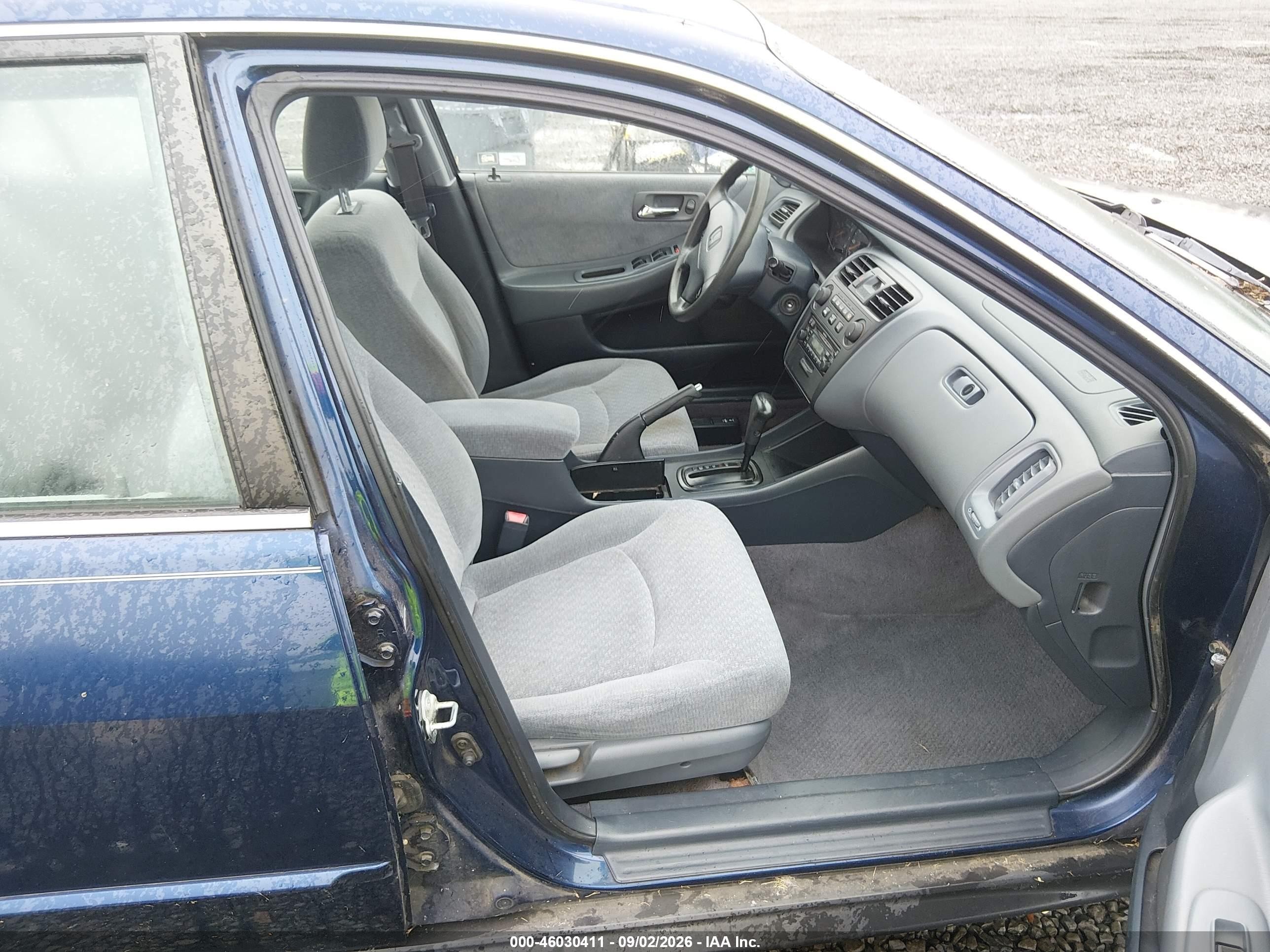 2002 Honda Accord 2.3 Lx Синий vin: JHMCG56482C013806