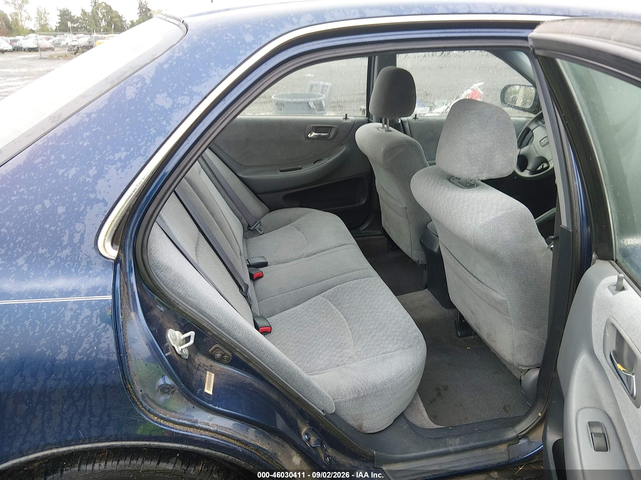 2002 Honda Accord 2.3 Lx Синий vin: JHMCG56482C013806