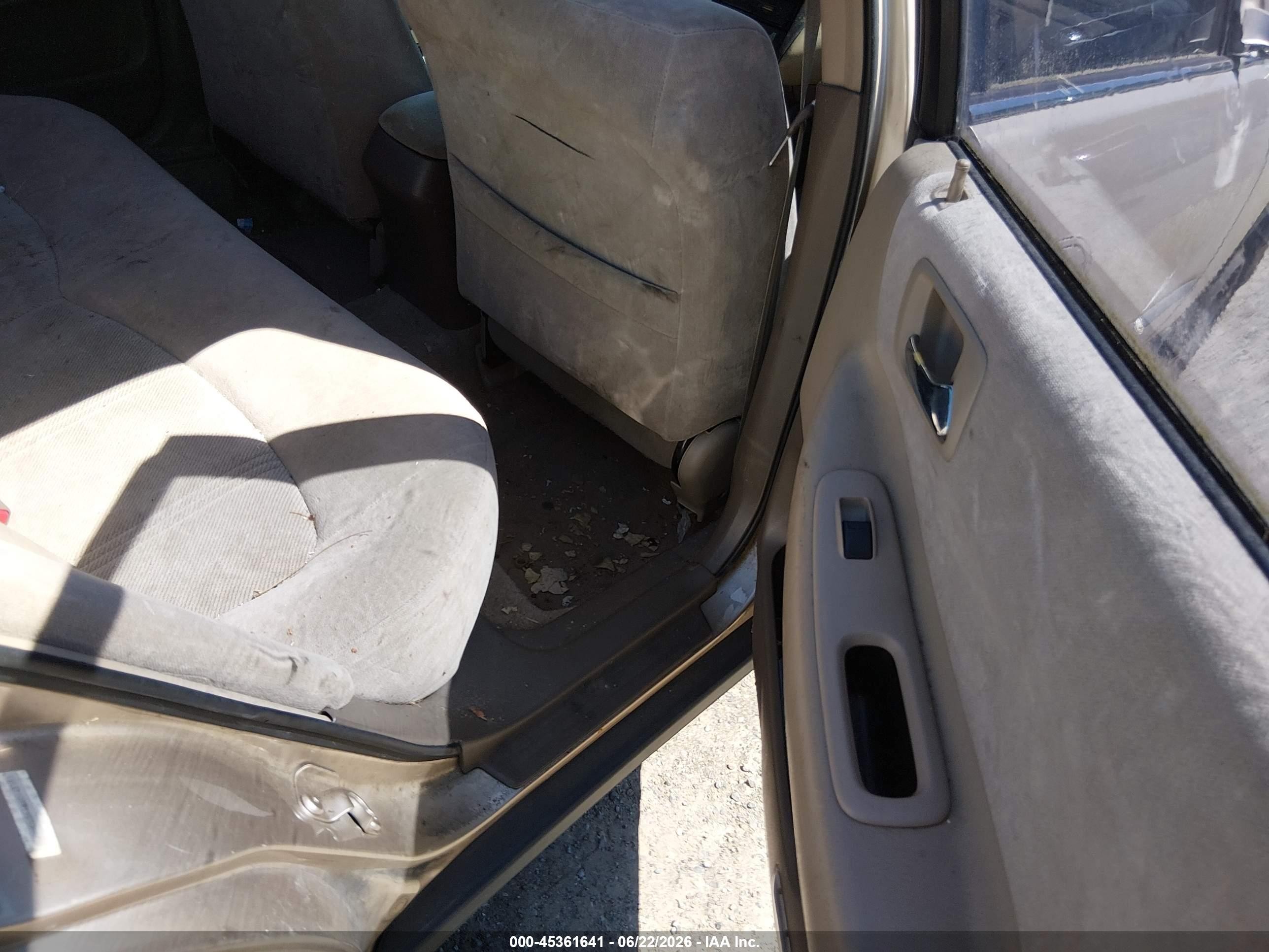 2000 Honda Accord 2.3 Lx Brown vin: JHMCG5648YC041355