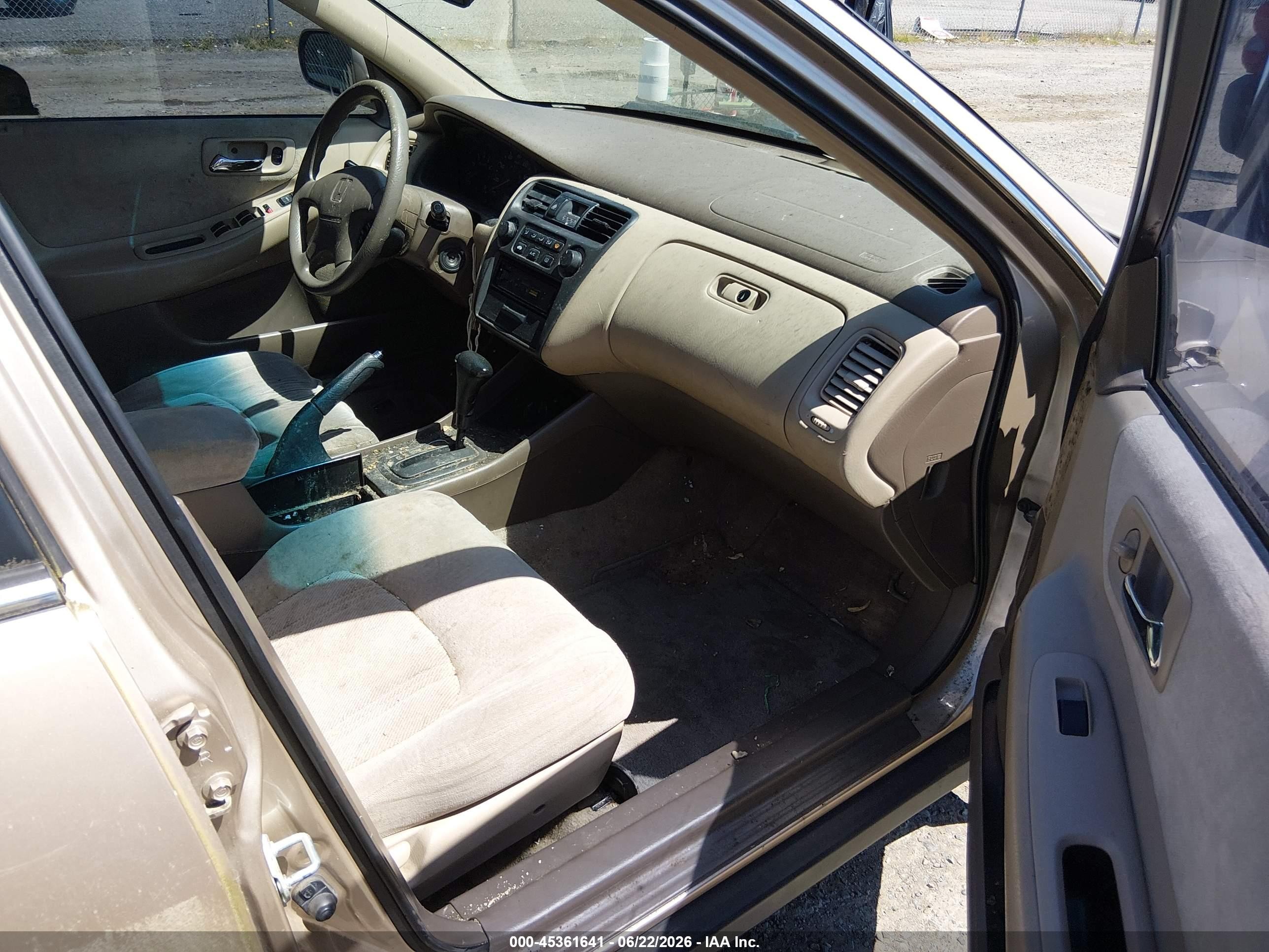 2000 Honda Accord 2.3 Lx Brown vin: JHMCG5648YC041355