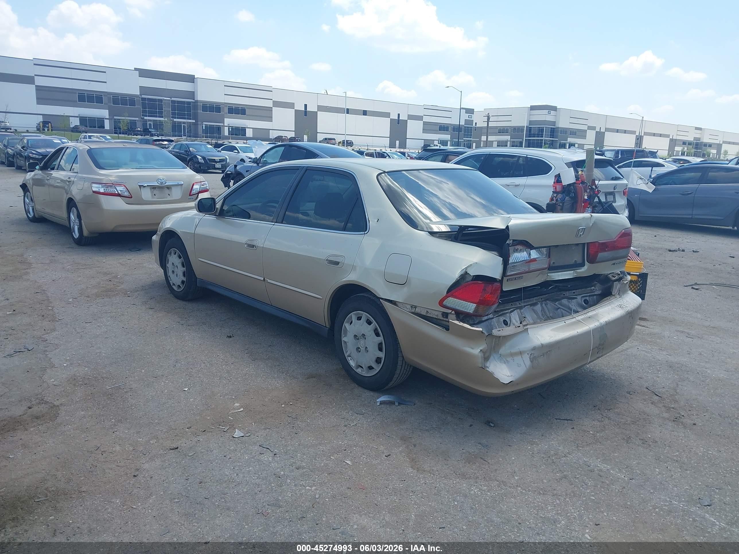 2001 Honda Accord 2.3 Lx Желто-коричневый vin: JHMCG56491C021492
