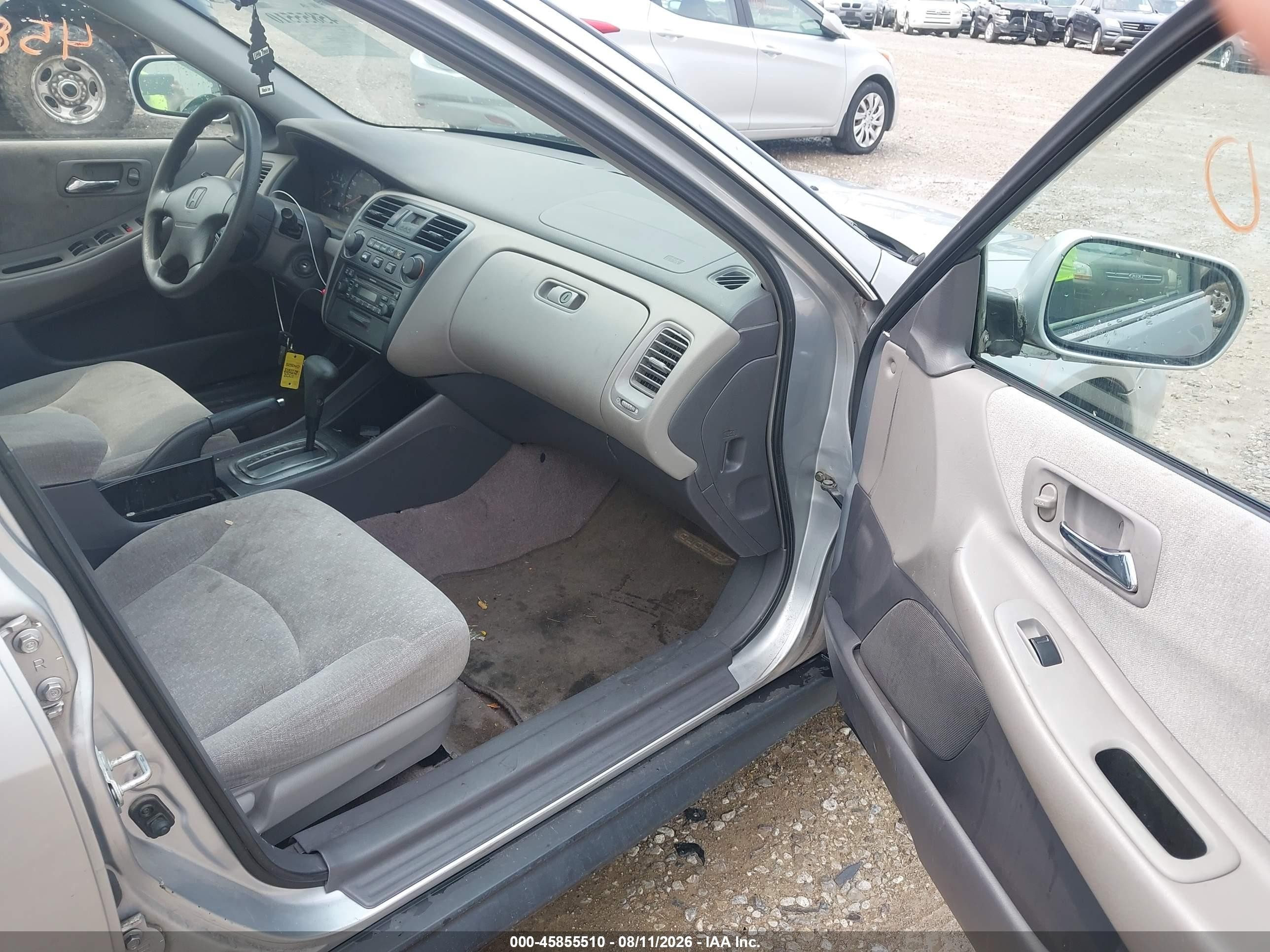 2002 Honda Accord 2.3 Lx Silver vin: JHMCG56492C014365
