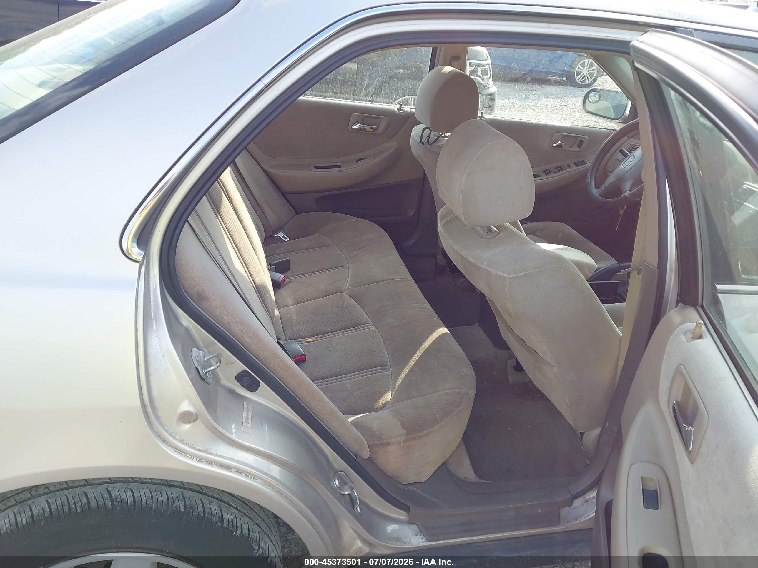 1999 Honda Accord Lx Beige vin: JHMCG5649XC006029