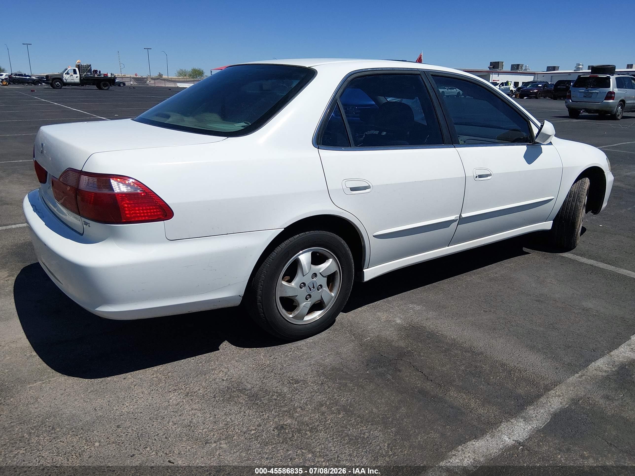 1999 Honda Accord Ex White vin: JHMCG5657XC061264