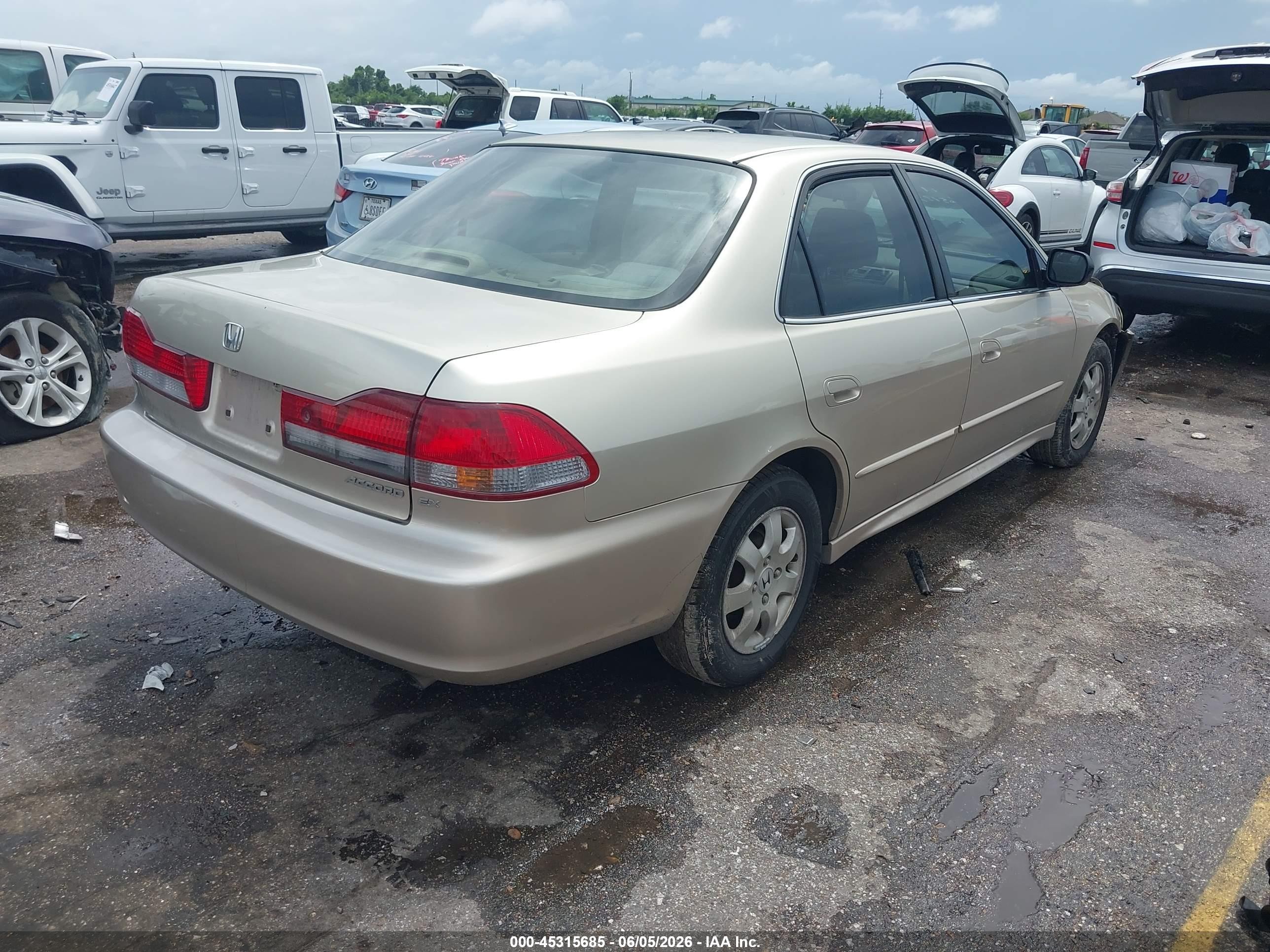 2001 Honda Accord 2.3 Ex Бежевый vin: JHMCG56611C027398