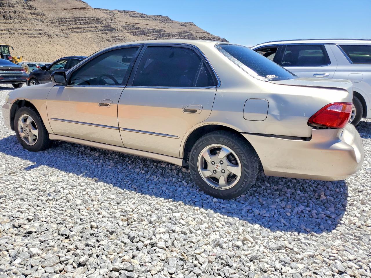 2000 Honda Accord Ex Tan vin: JHMCG5663YC038090