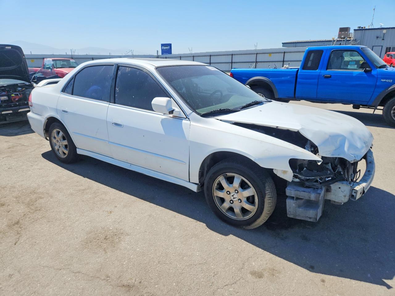 2001 Honda Accord Ex White vin: JHMCG56681C030590