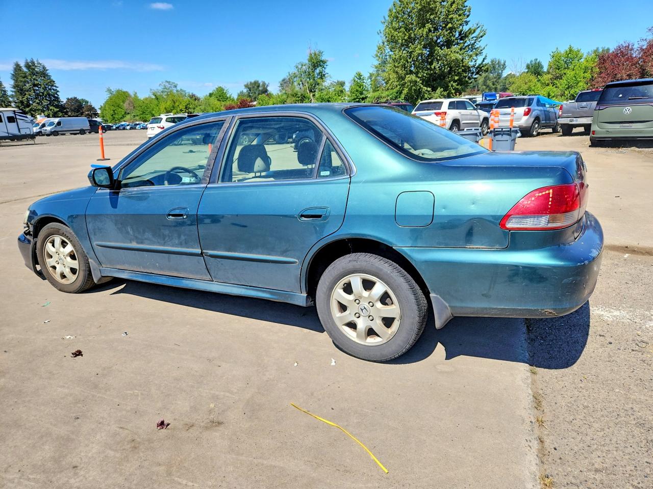 2002 Hond Accord Green vin: JHMCG566X2C030785