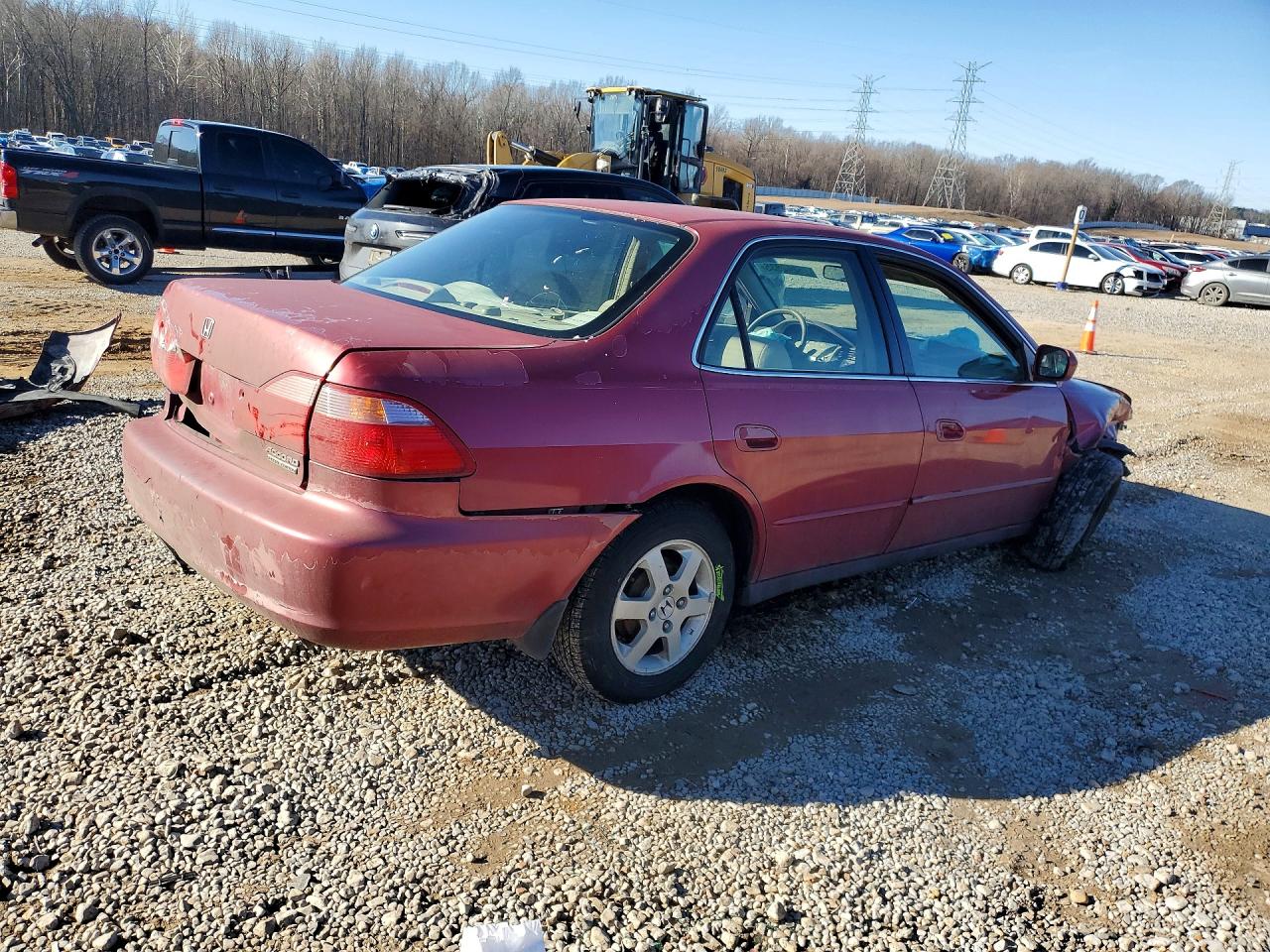 2001 Honda Accord Red vin: JHMCG5670YC024138