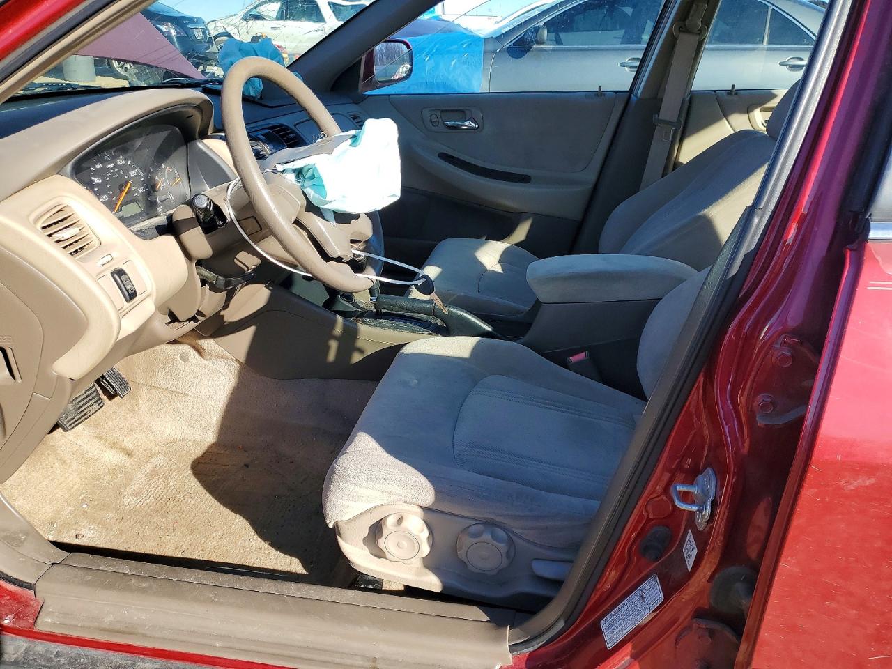 2001 Honda Accord Red vin: JHMCG5670YC024138