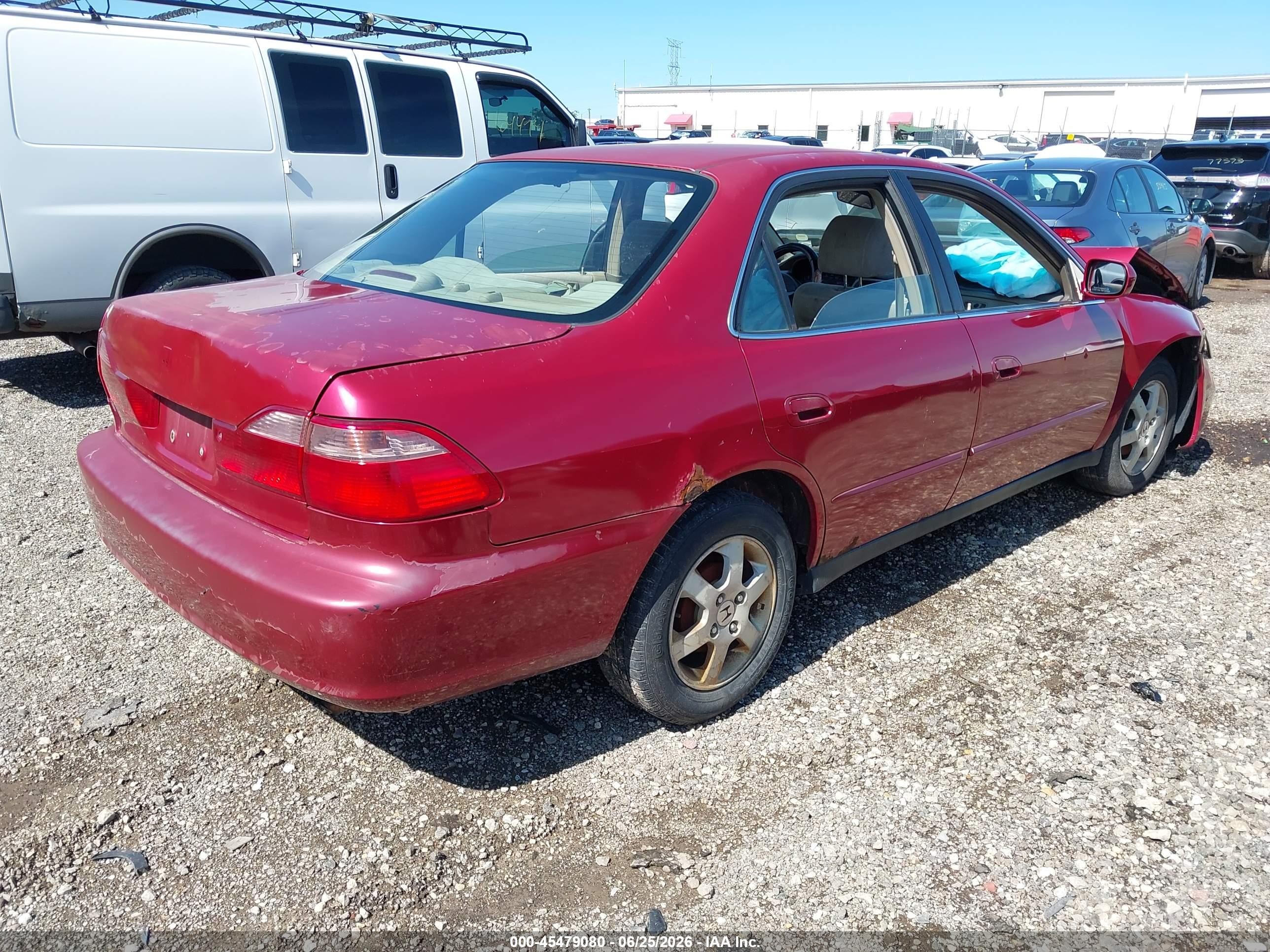 2000 Honda Accord 2.3 Se Красный vin: JHMCG5671YC021104
