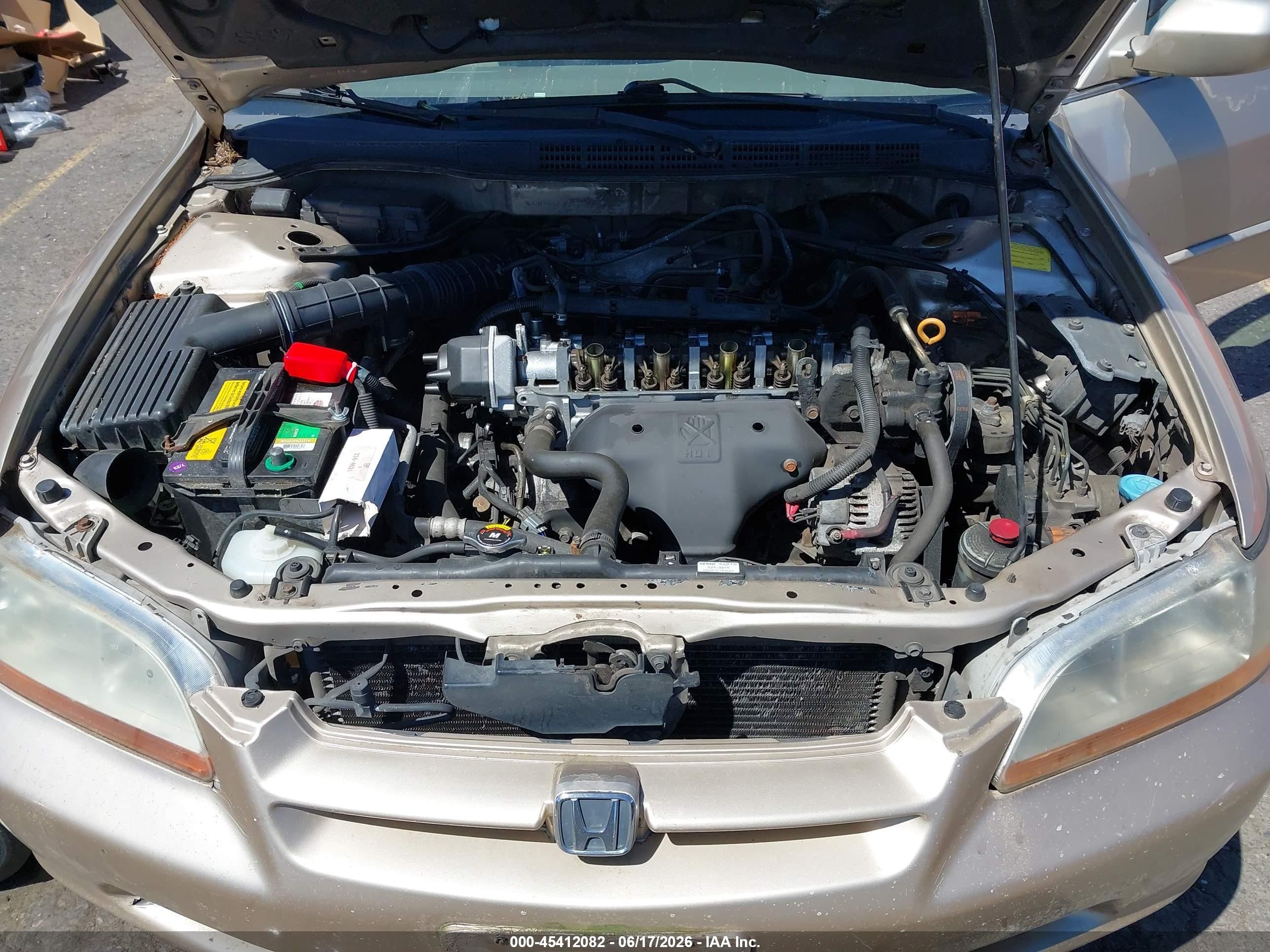 2000 Honda Accord 2.3 Se Золотой vin: JHMCG5671YC028215