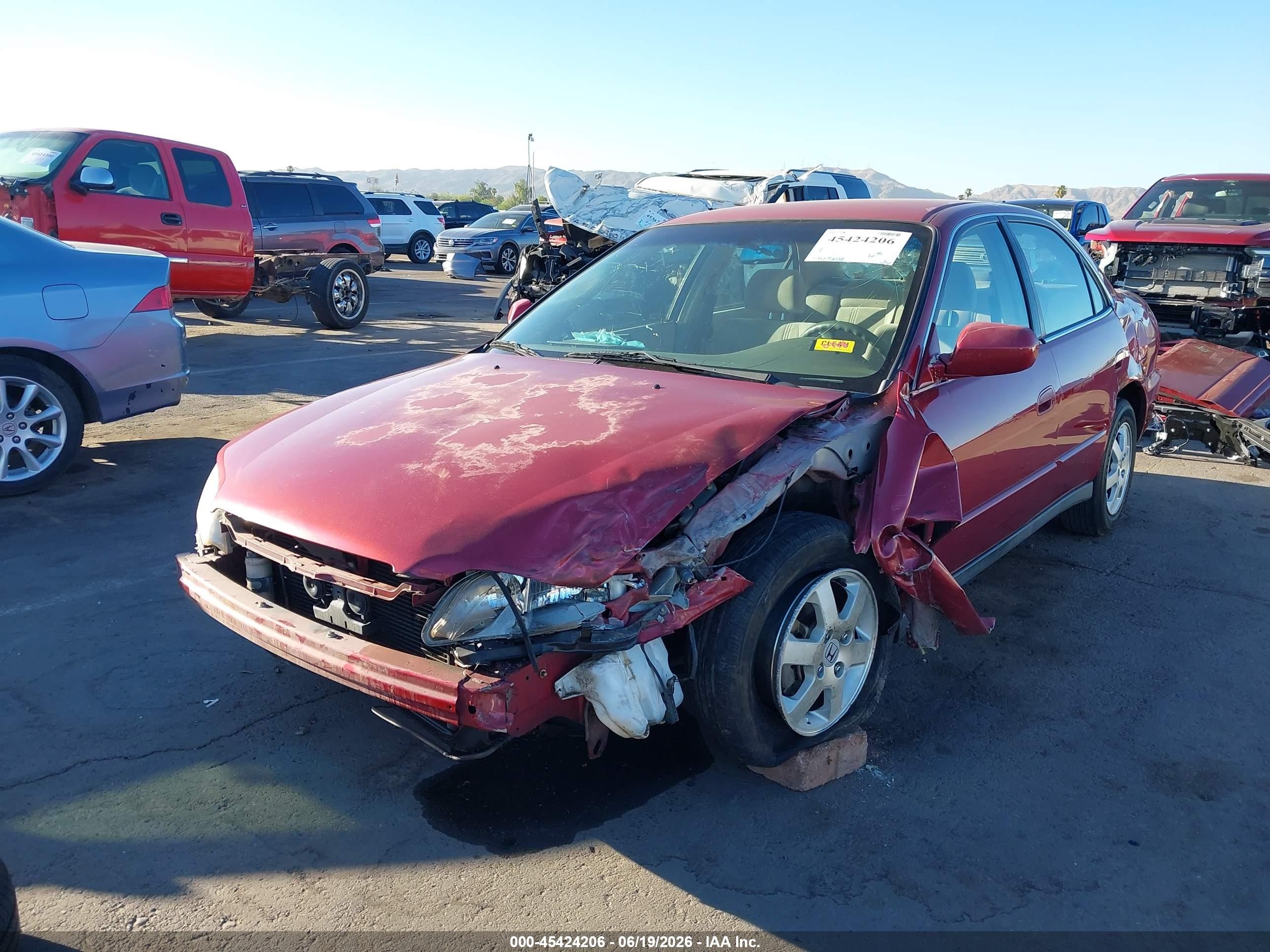 2000 Honda Accord 2.3 Se Red vin: JHMCG5676YC010177