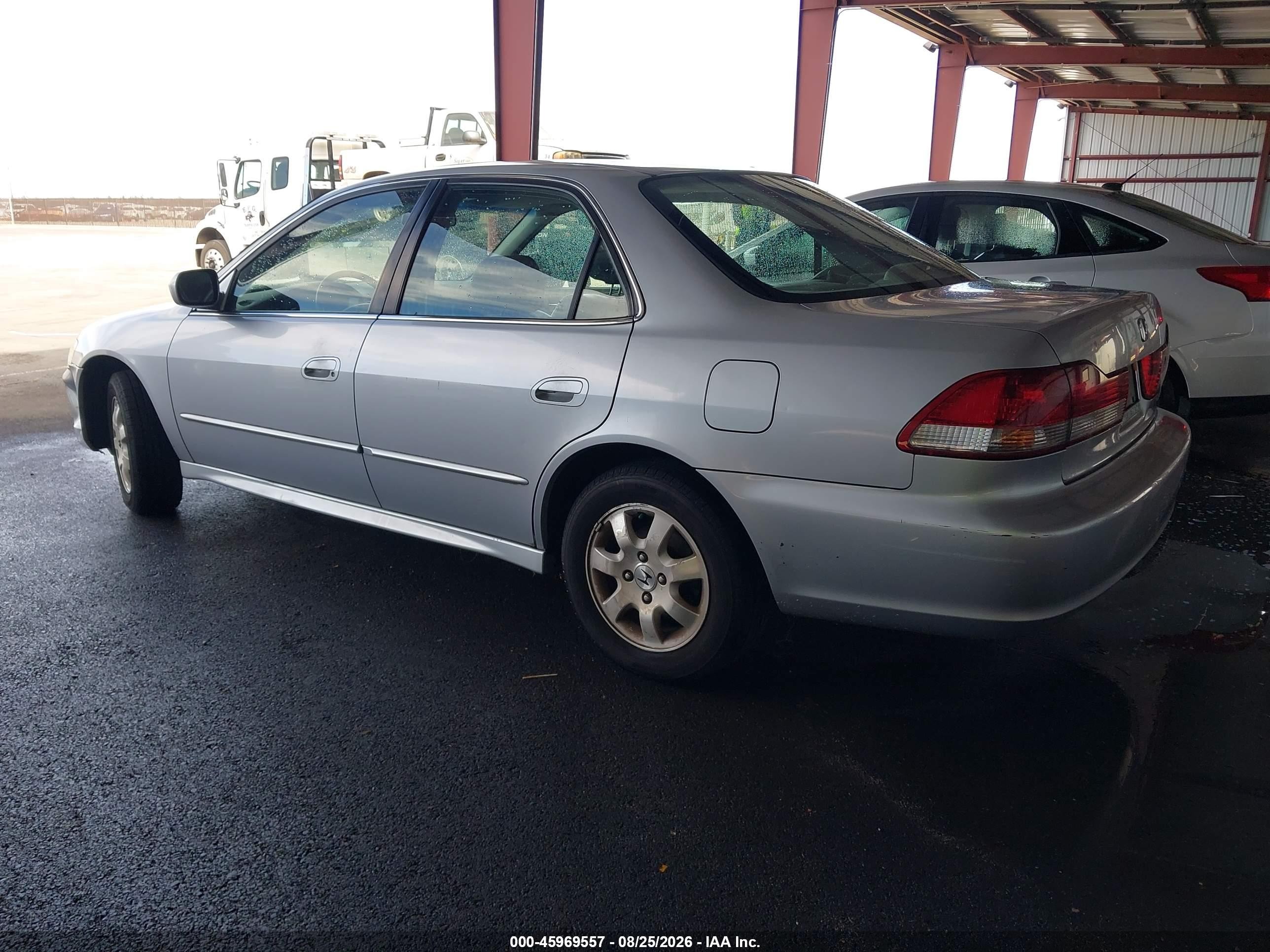 2002 Honda Accord 2.3 Ex Silver vin: JHMCG66062C019770