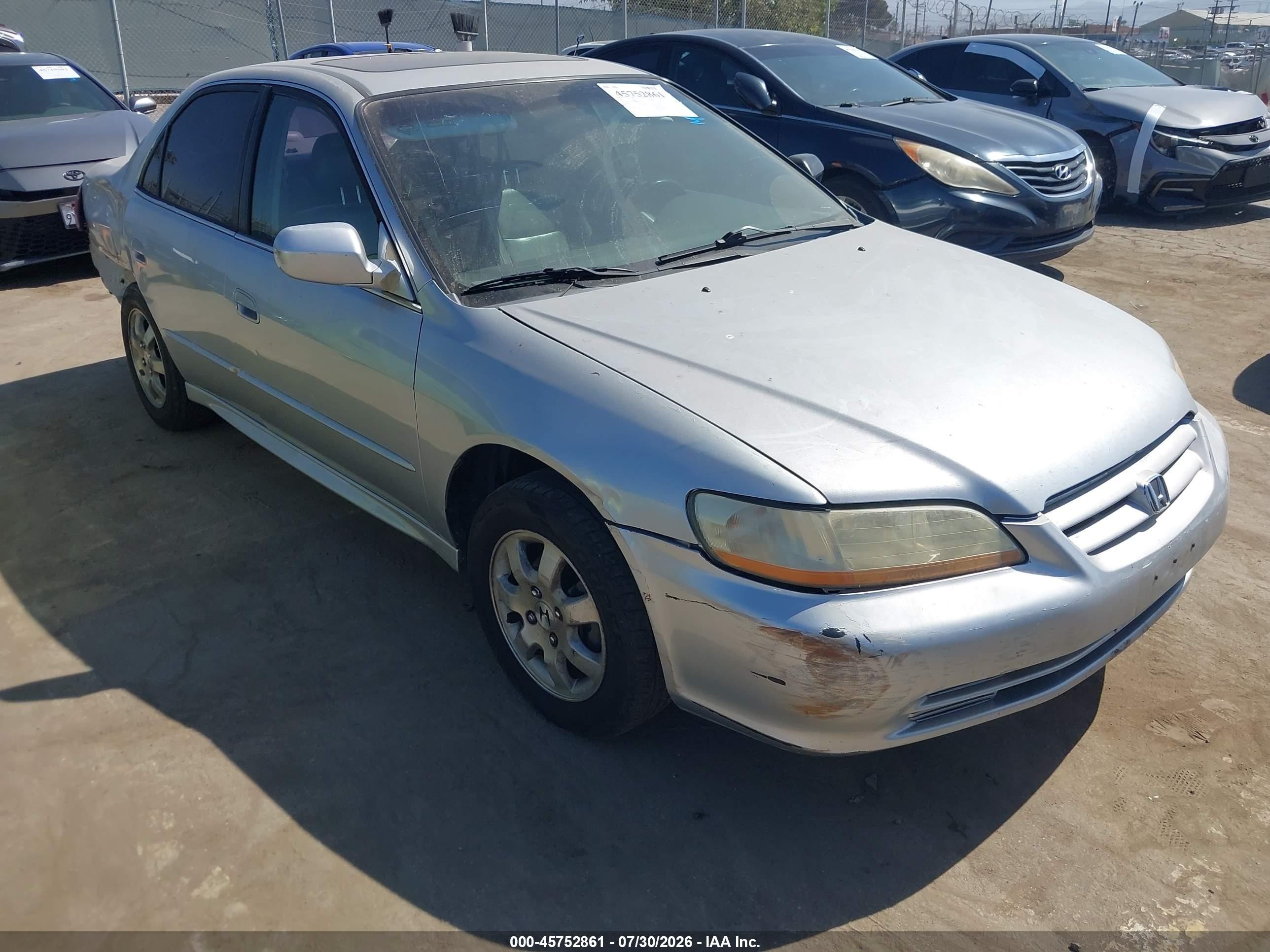 2001 Honda Accord 2.3 Ex Silver vin: JHMCG66081C018554