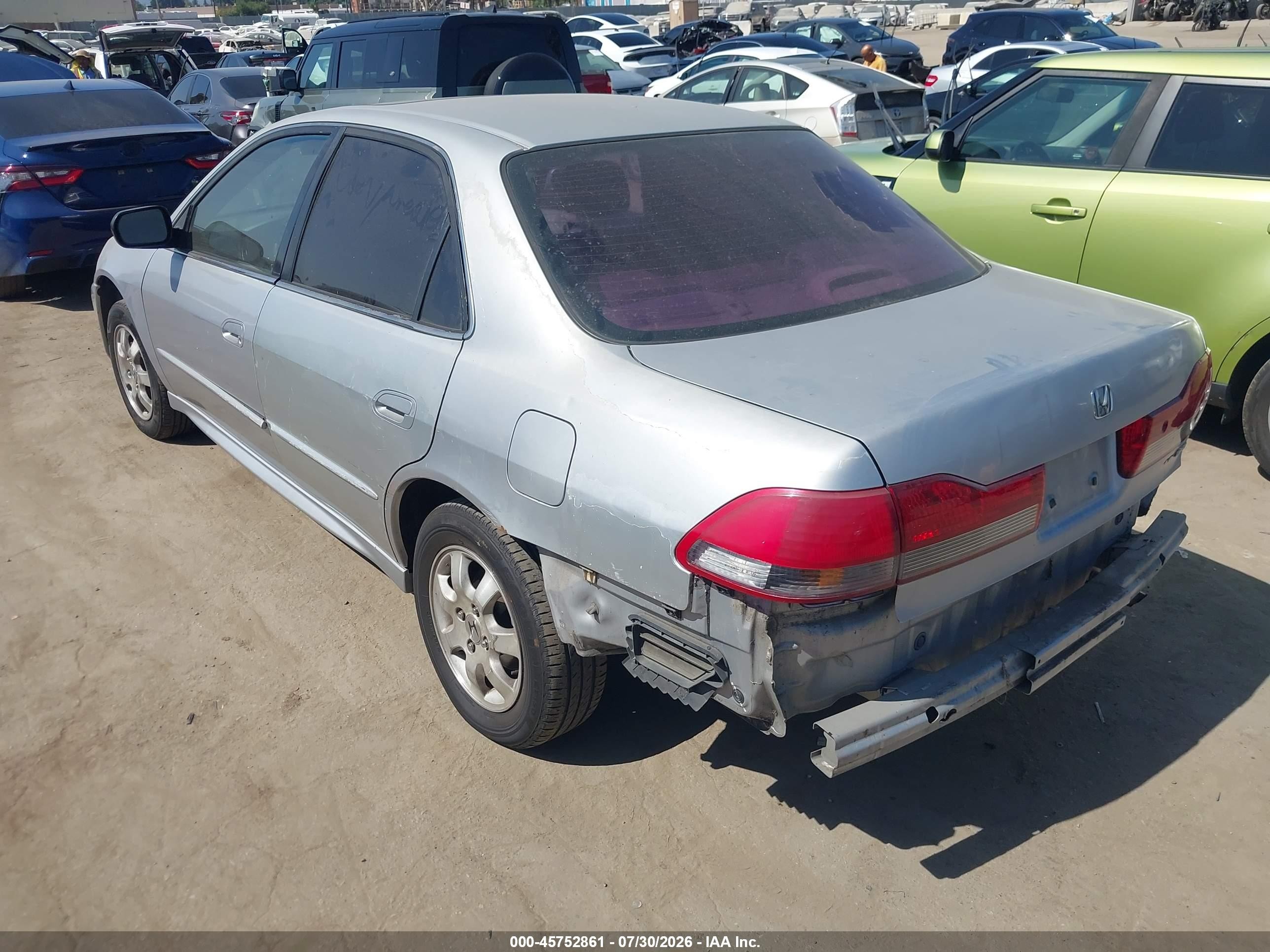 2001 Honda Accord 2.3 Ex Серебряный vin: JHMCG66081C018554