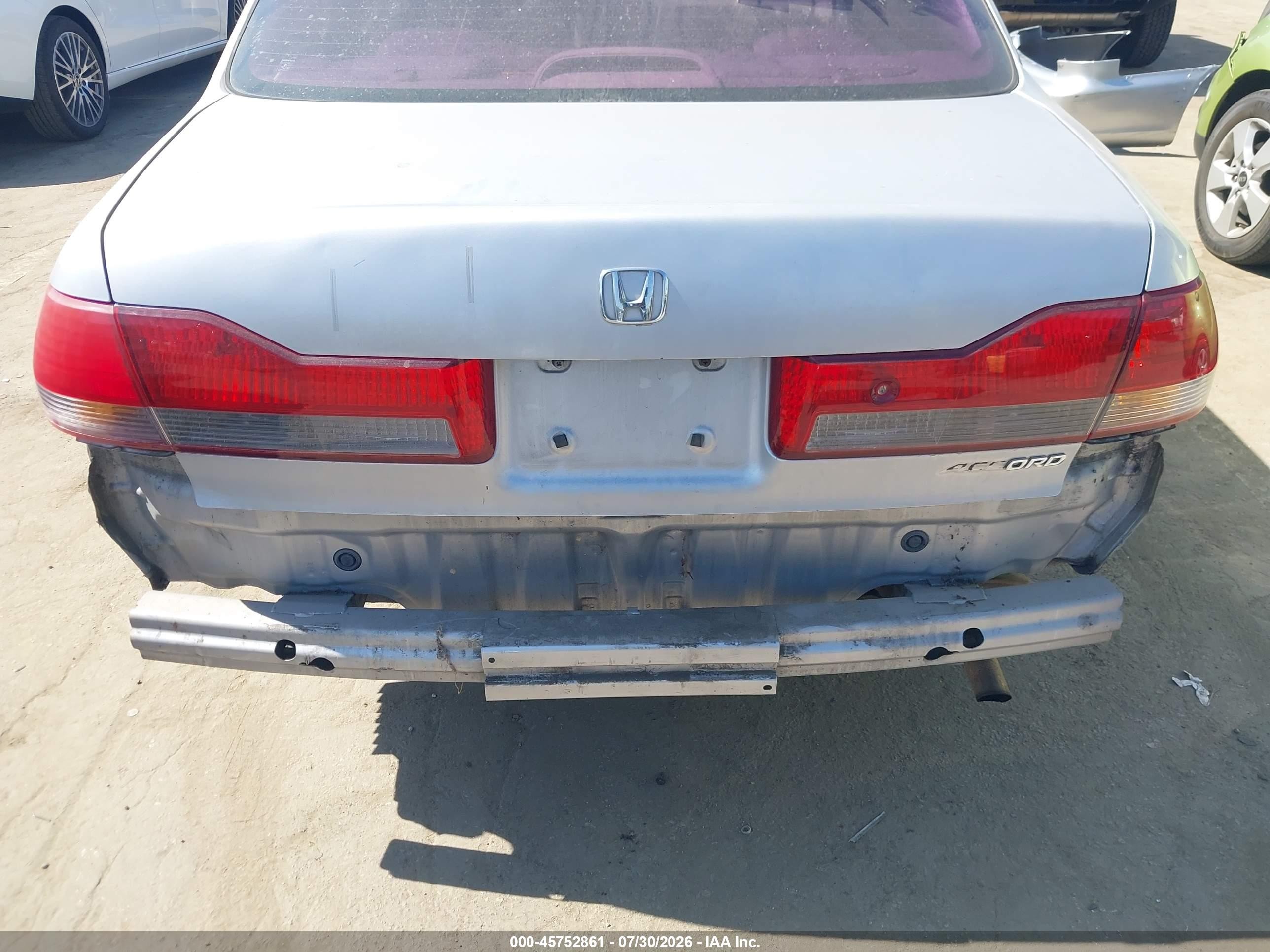 2001 Honda Accord 2.3 Ex Серебряный vin: JHMCG66081C018554