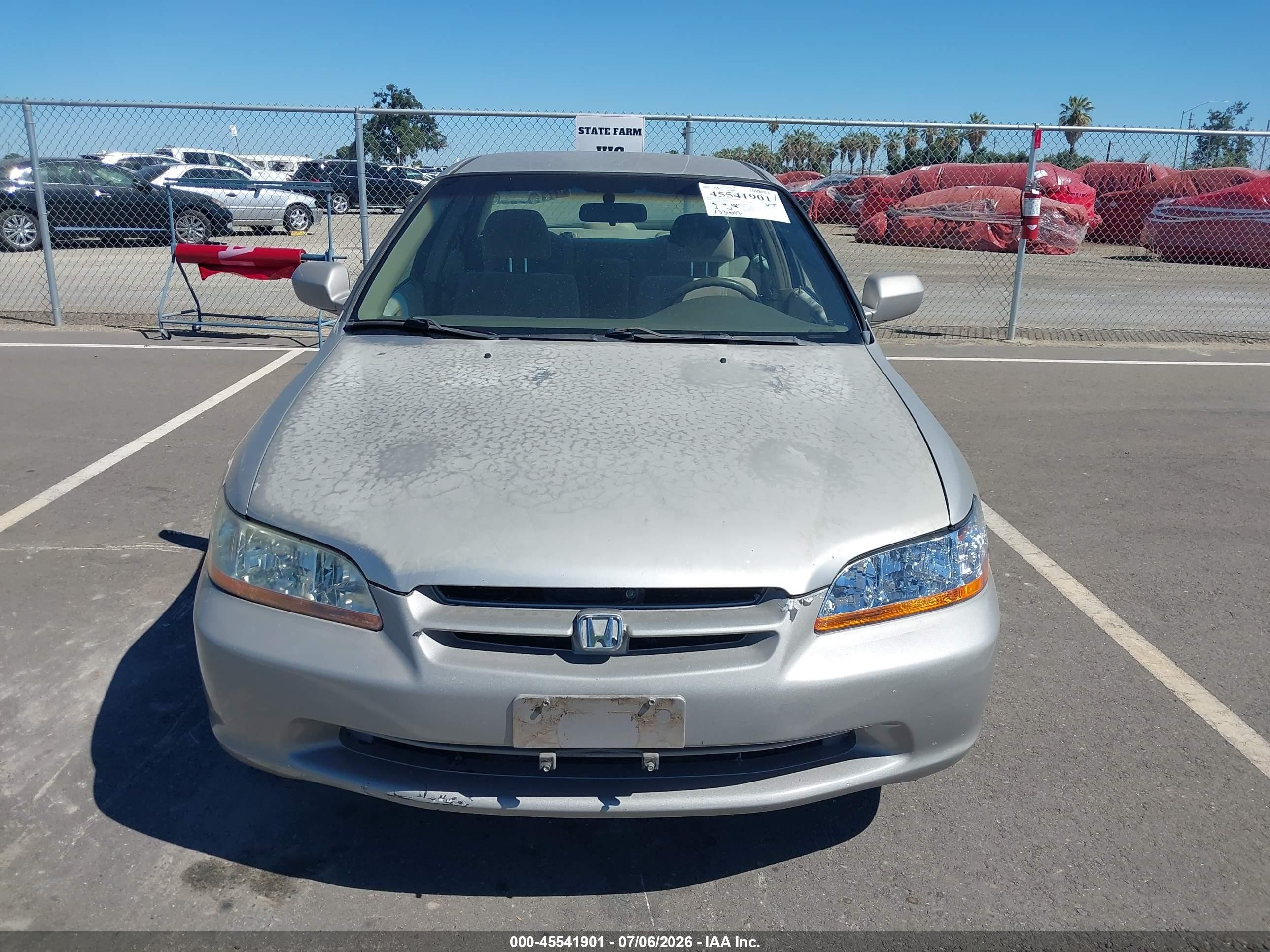 1999 Honda Accord Lx Beige vin: JHMCG6650XC012378
