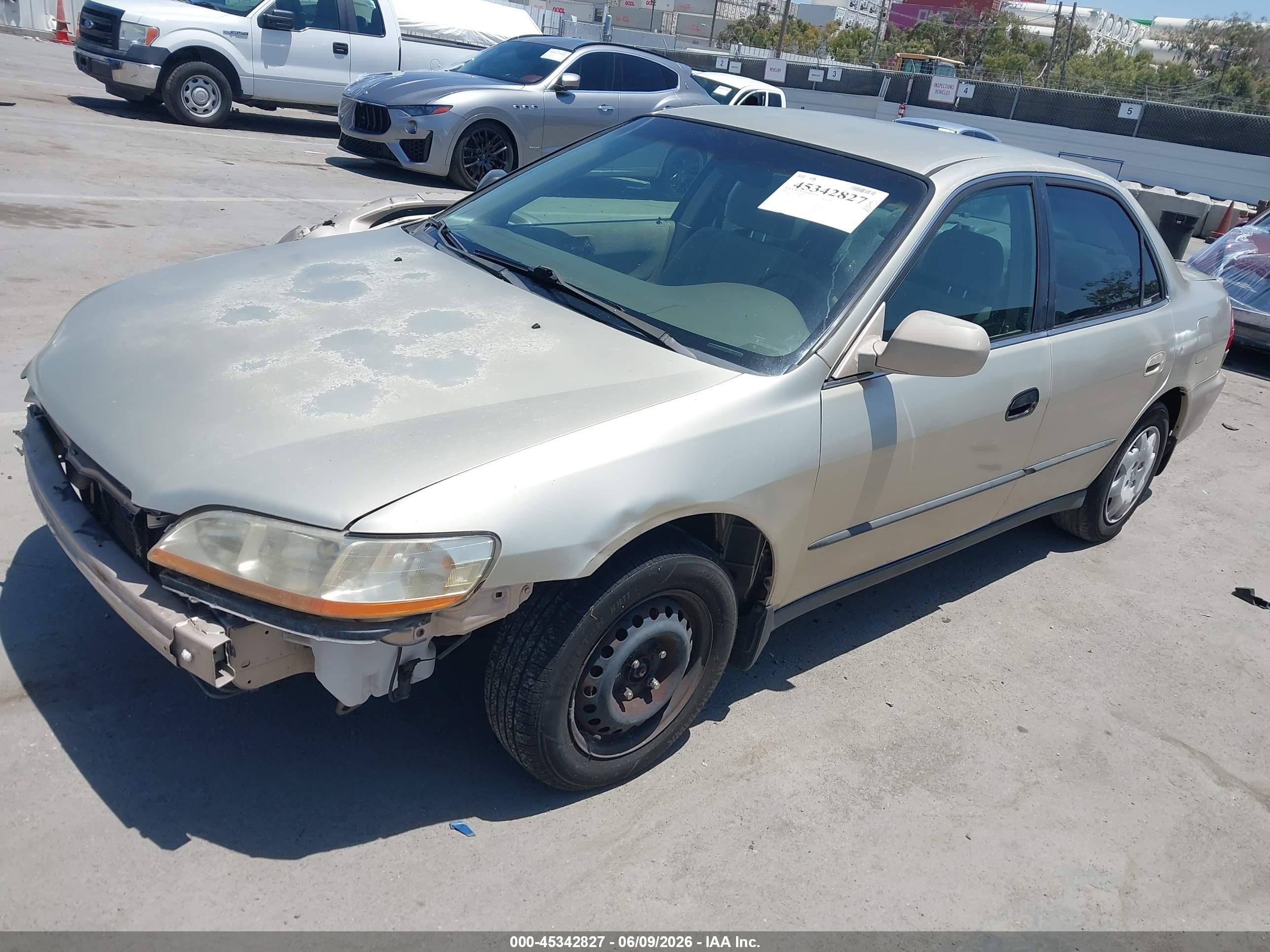 2000 Honda Accord 2.3 Lx Gold vin: JHMCG6652YC003151