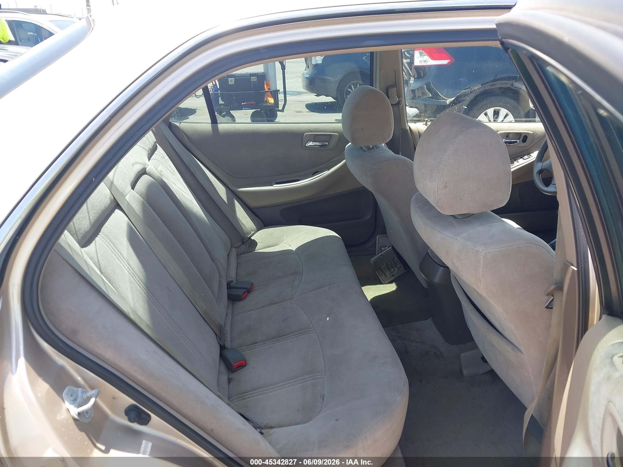 2000 Honda Accord 2.3 Lx Gold vin: JHMCG6652YC003151