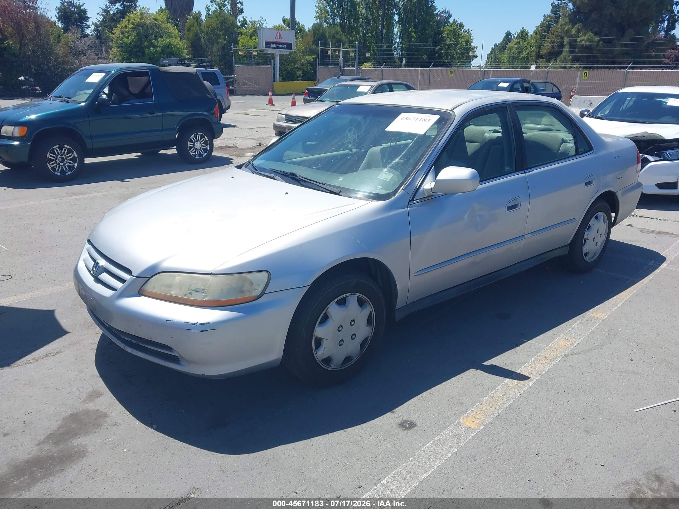 2001 Honda Accord 2.3 Lx Silver vin: JHMCG66541C014397