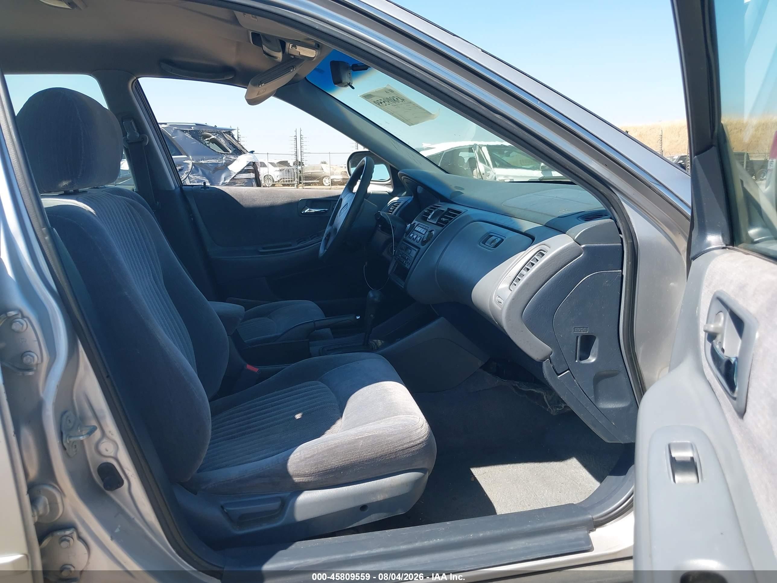 2000 Honda Accord 2.3 Lx Серый vin: JHMCG6654YC001157