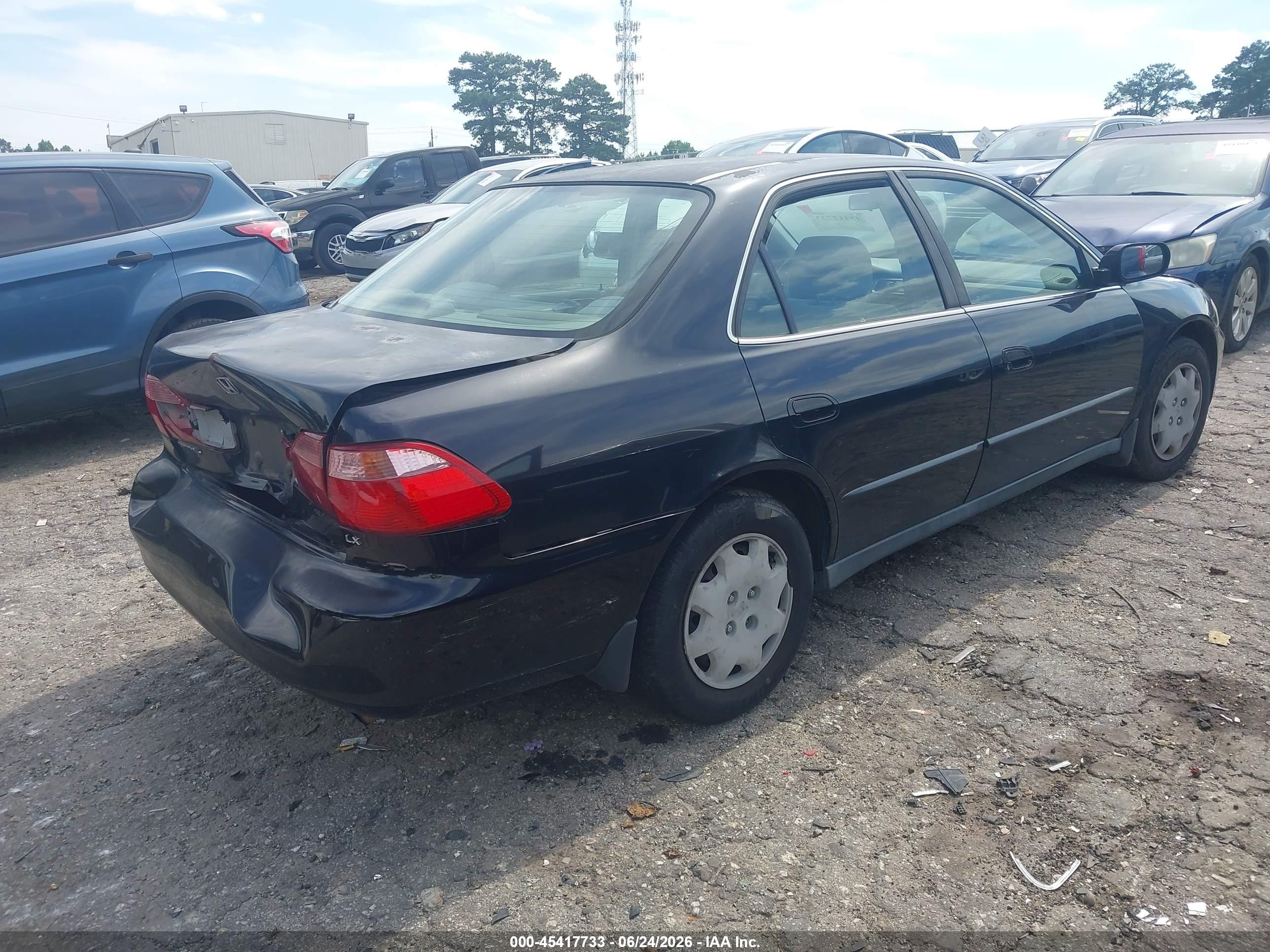 1999 Honda Accord Lx Черный vin: JHMCG6656XC006259
